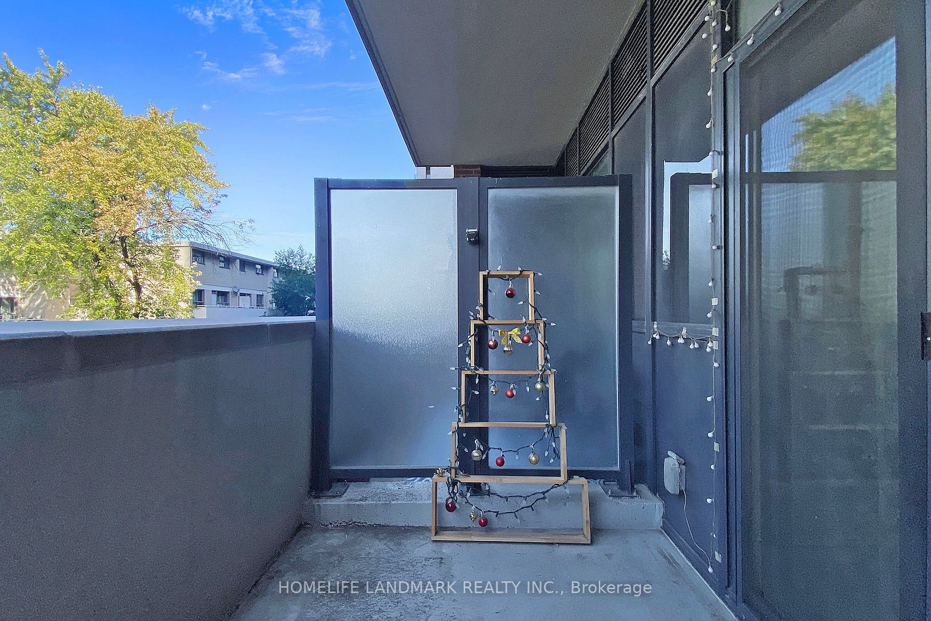 2800 Keele St, #222