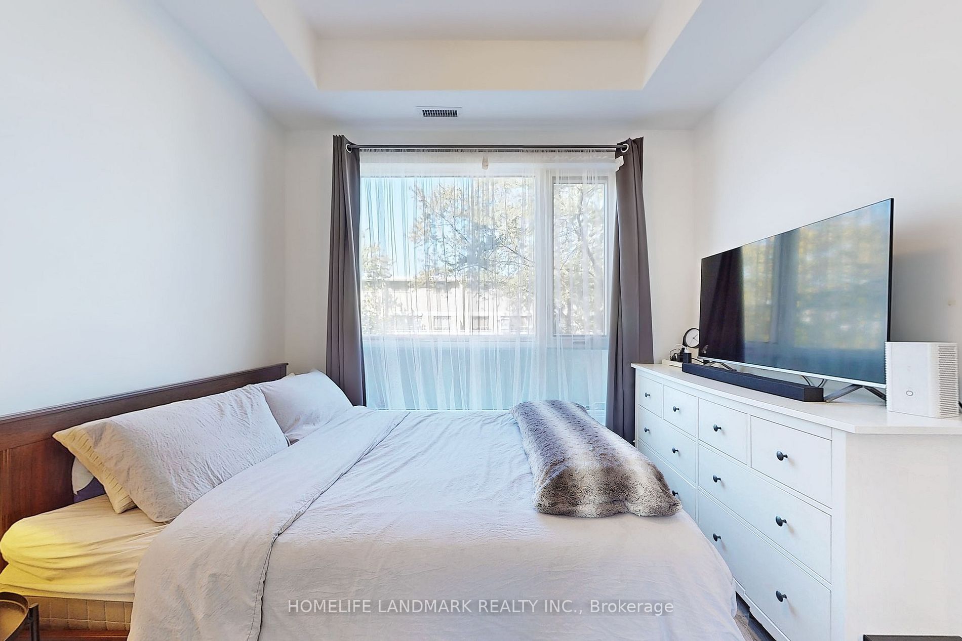 2800 Keele St, #222