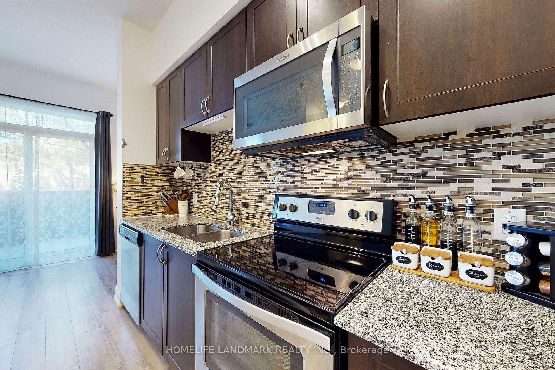 2800 Keele St, #222