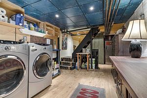 125 Macdonell Ave