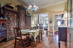 125 Macdonell Ave