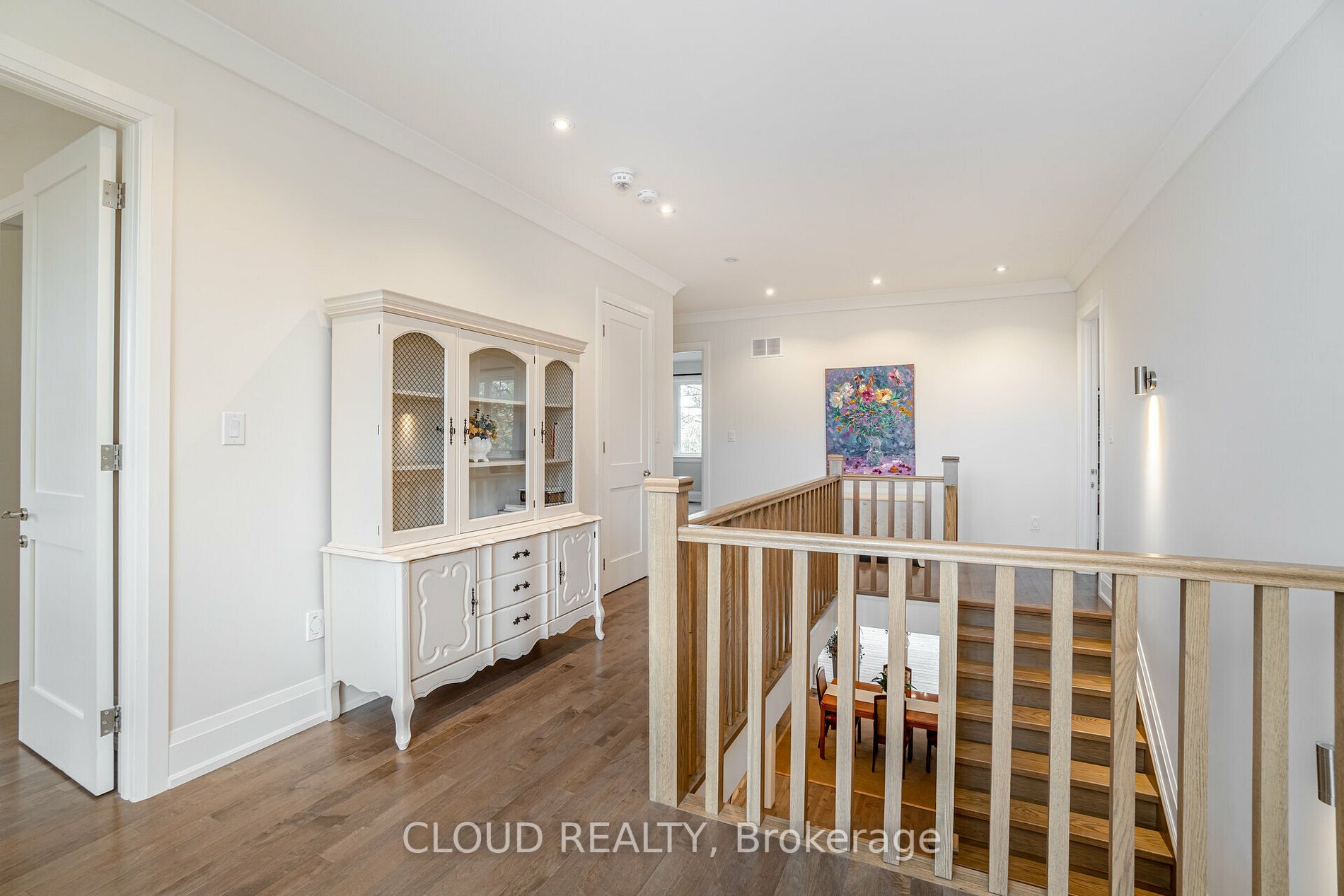 119 Russell Dr