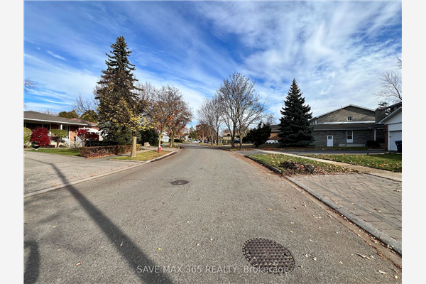 400 Targa Rd, Mississauga
