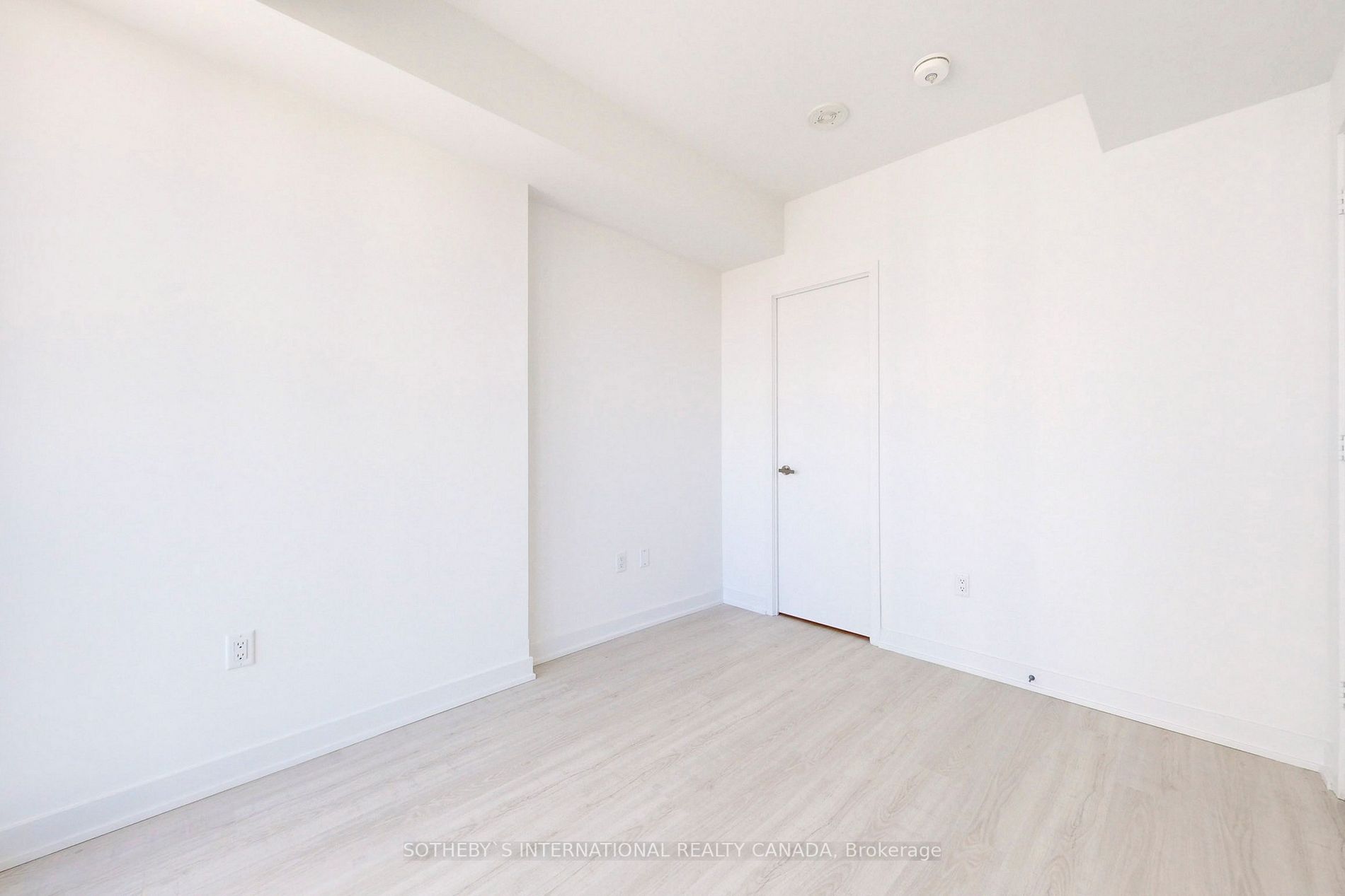 3883 Quartz Road, #1812