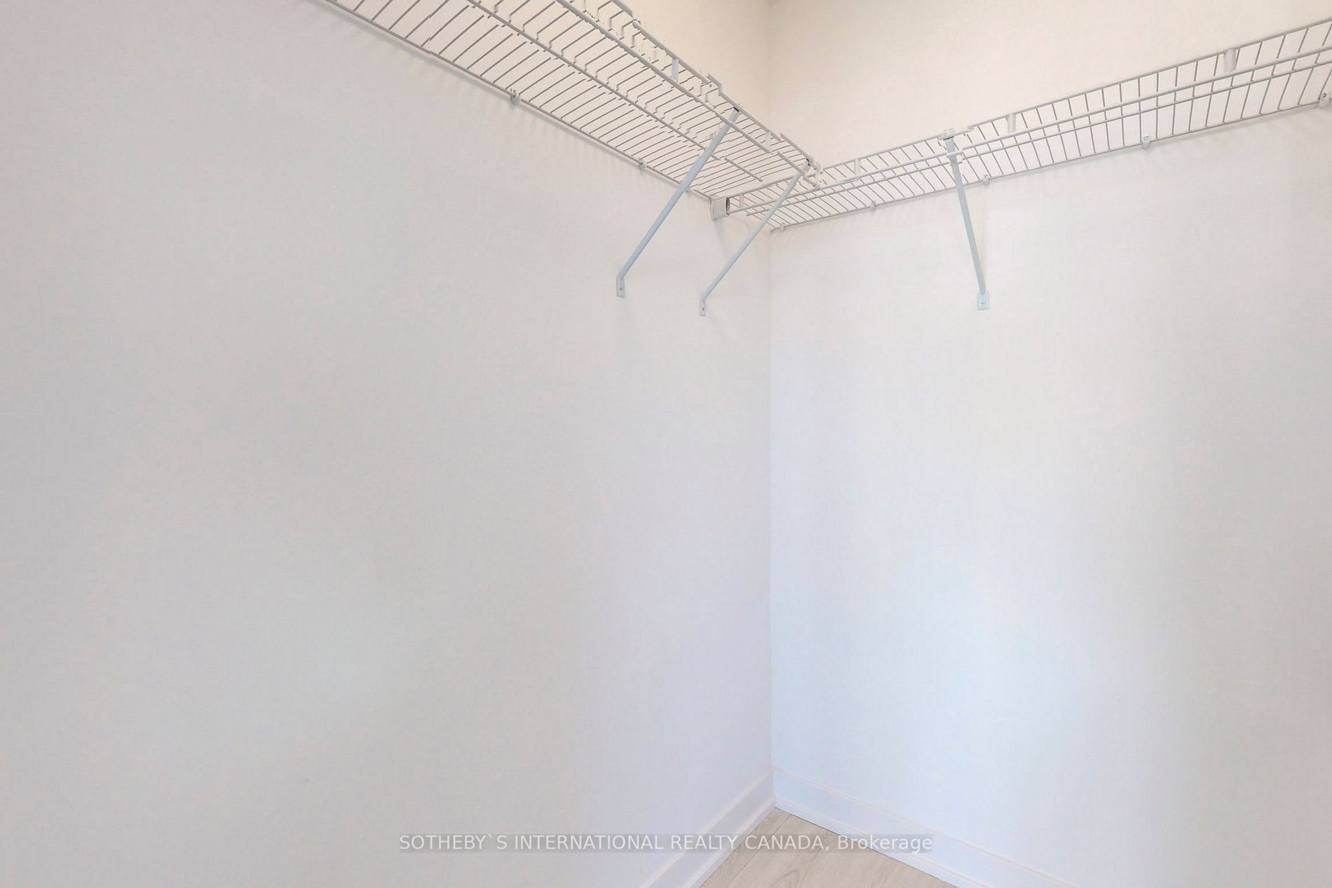3883 Quartz Road, #1812