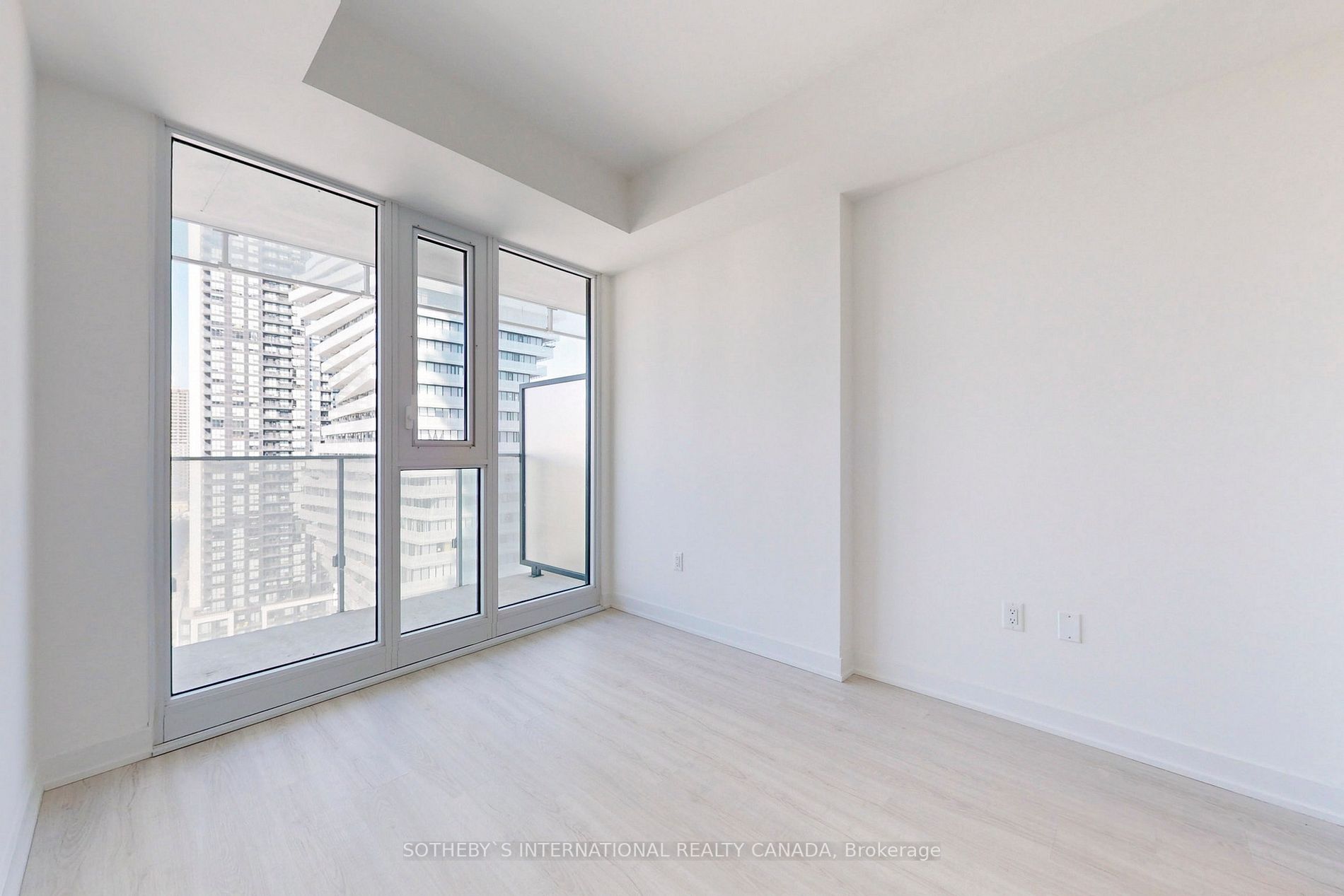 3883 Quartz Road, #1812