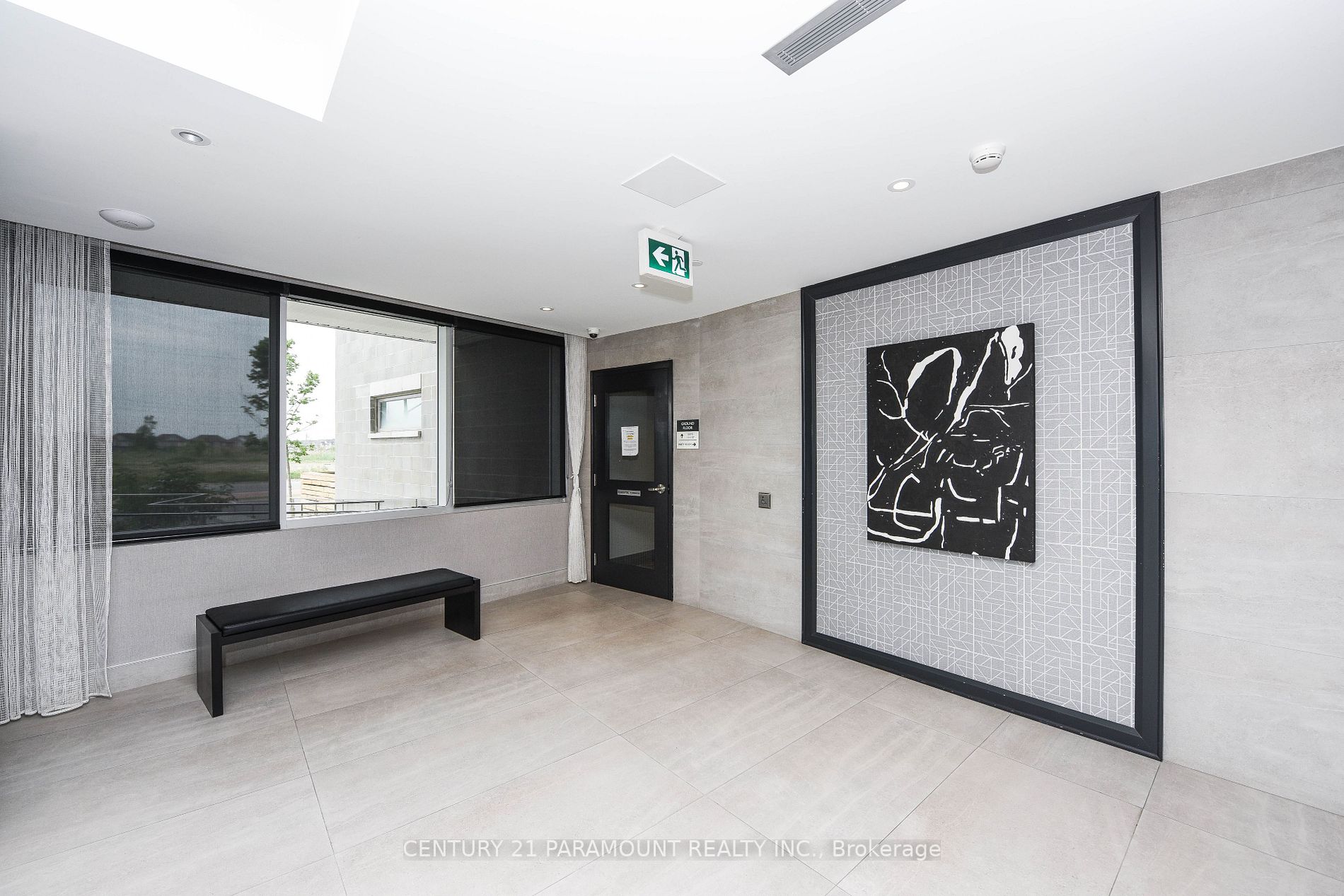 200 Lagerfeld Dr, #627