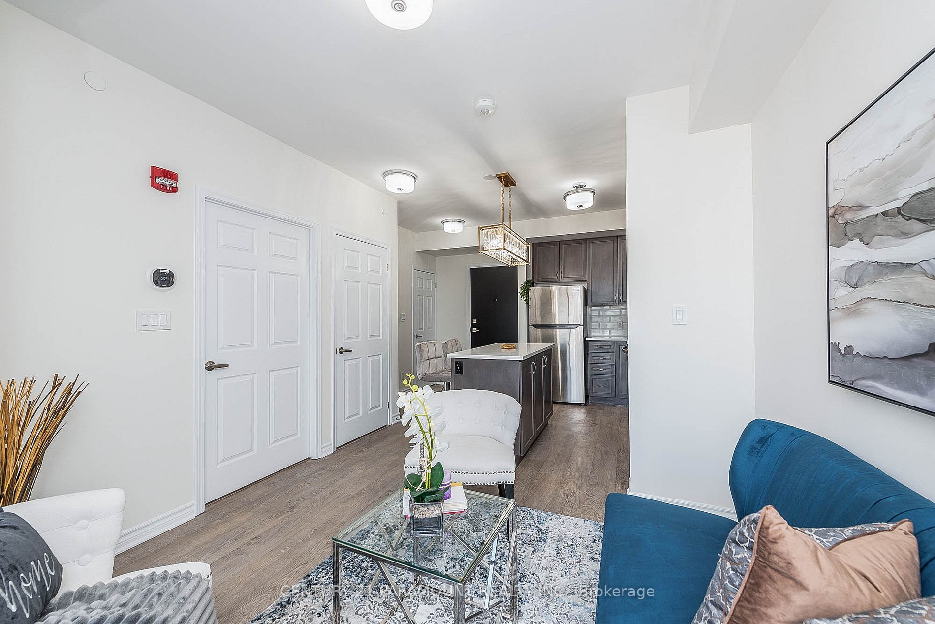 200 Lagerfeld Dr, #627