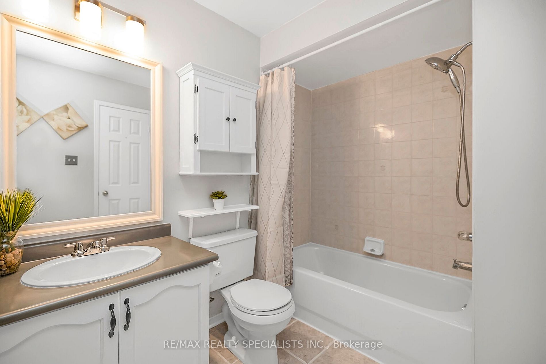 200 Cresthaven Road, #96