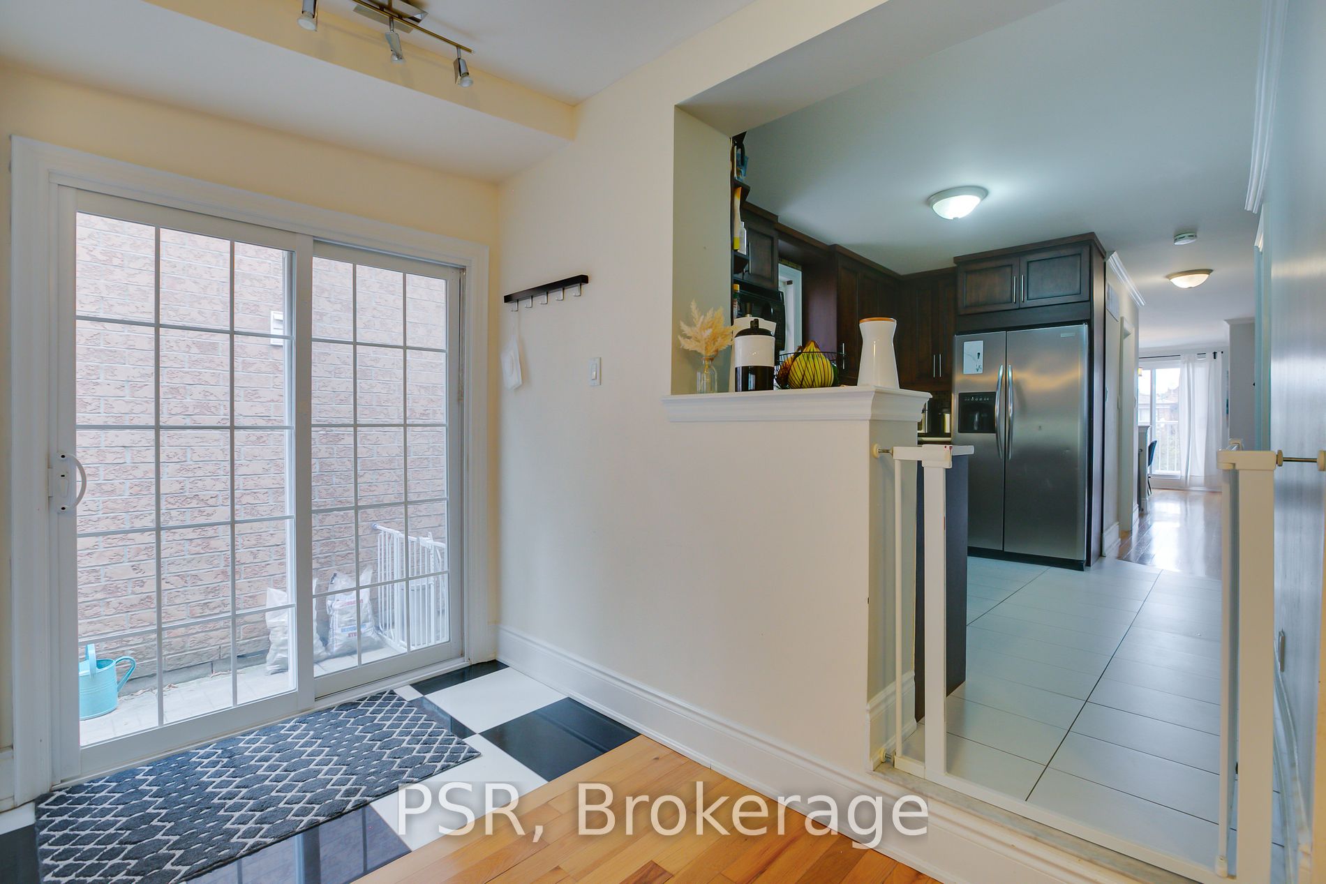 31 Rochdale Ave, #Upper