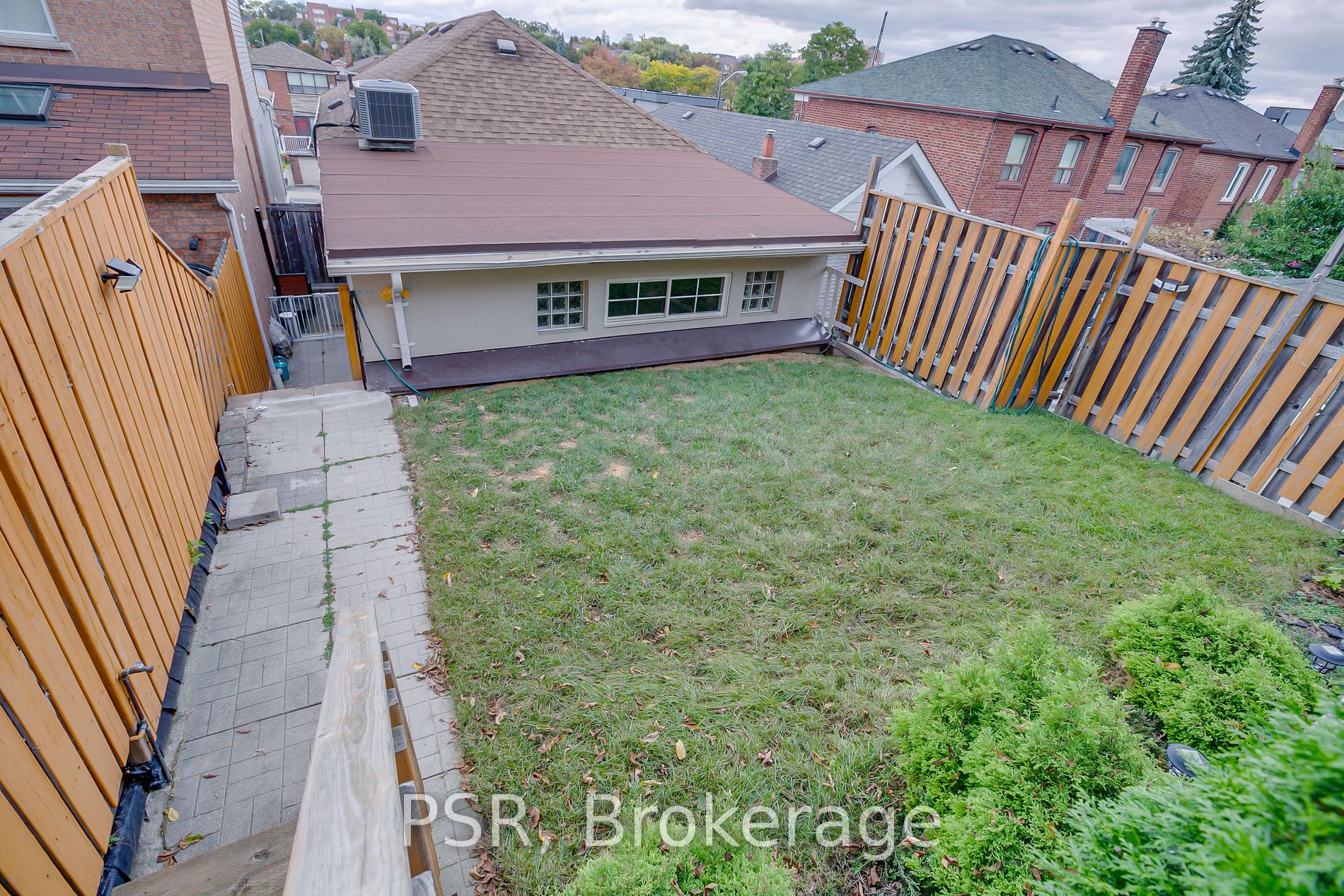 31 Rochdale Ave, #Upper
