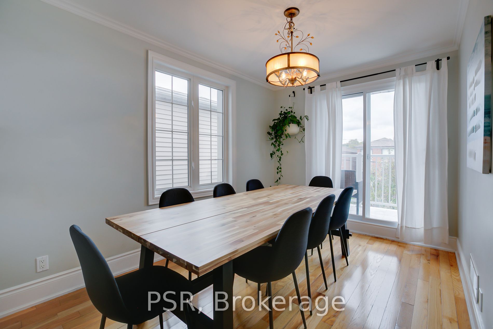 31 Rochdale Ave, #Upper