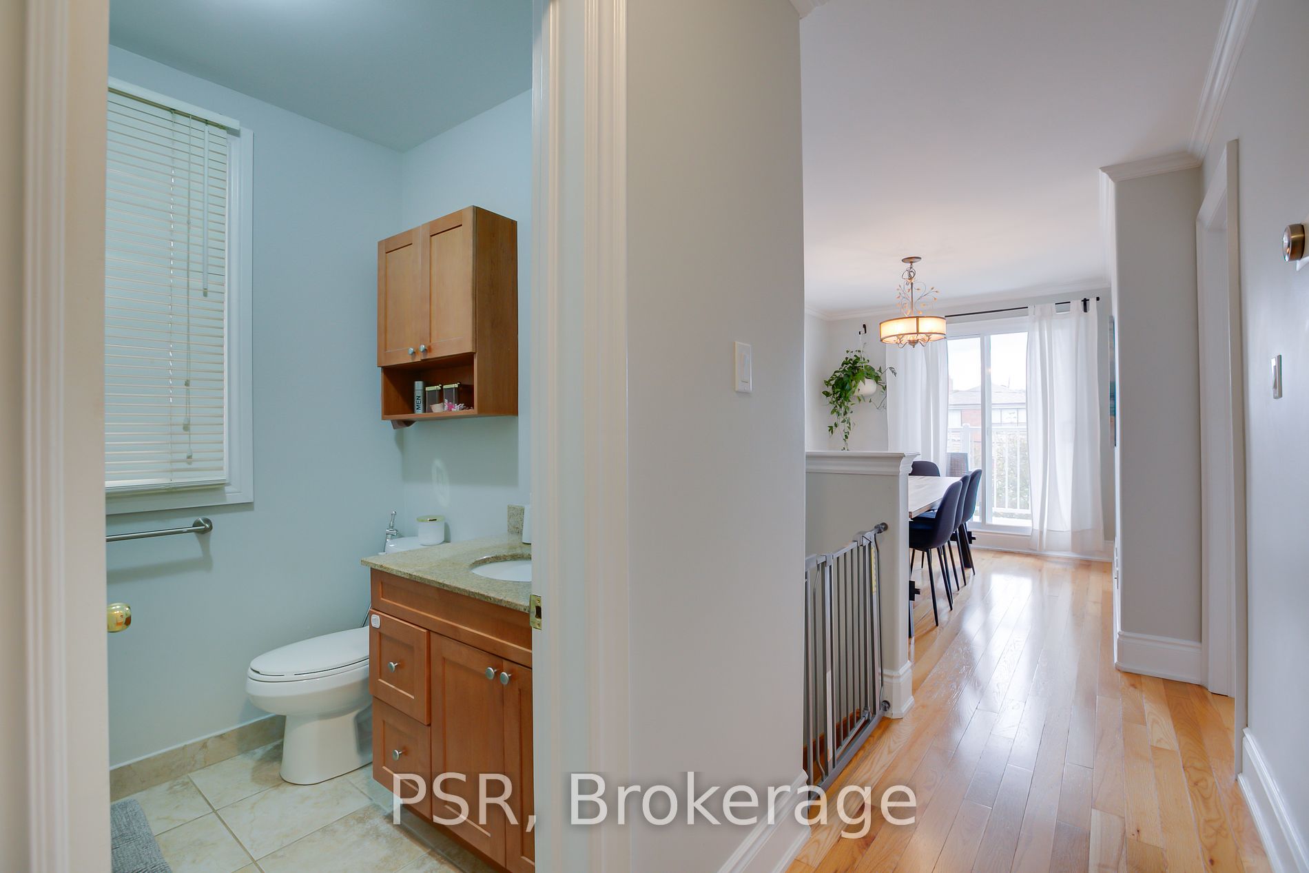 31 Rochdale Ave, #Upper