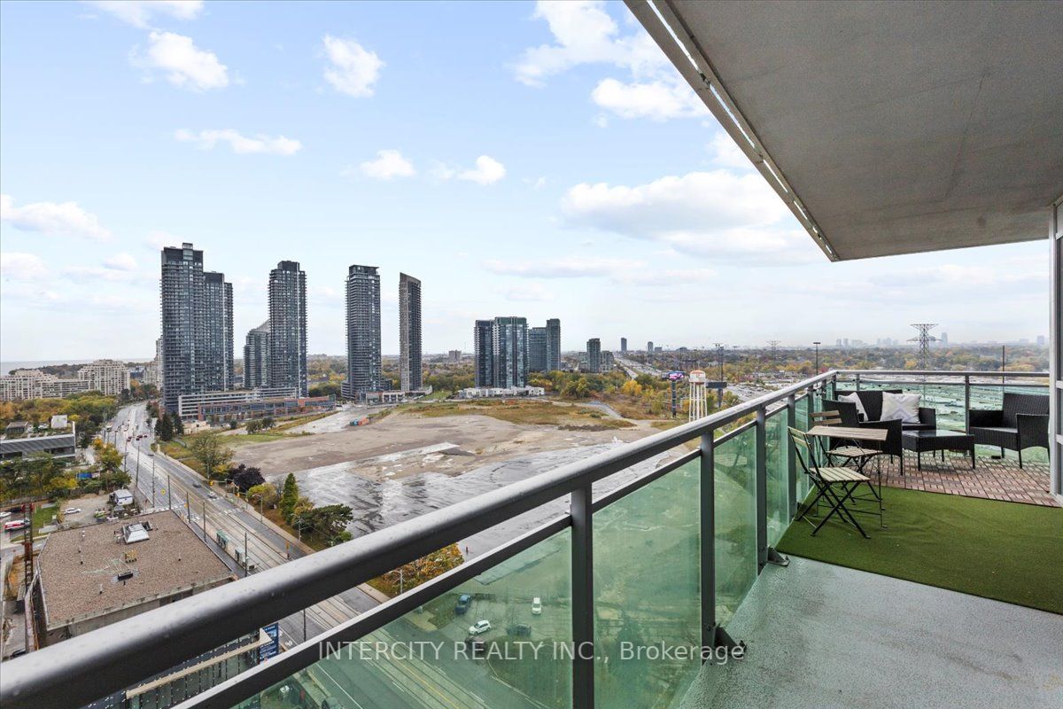 16 Brookers Lane, #1802