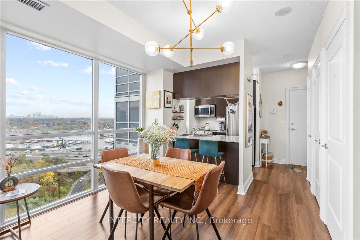 16 Brookers Lane, #1802