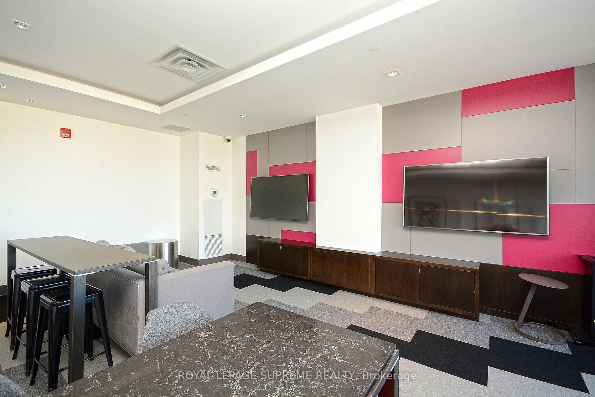 510 Curran Pl, #1803