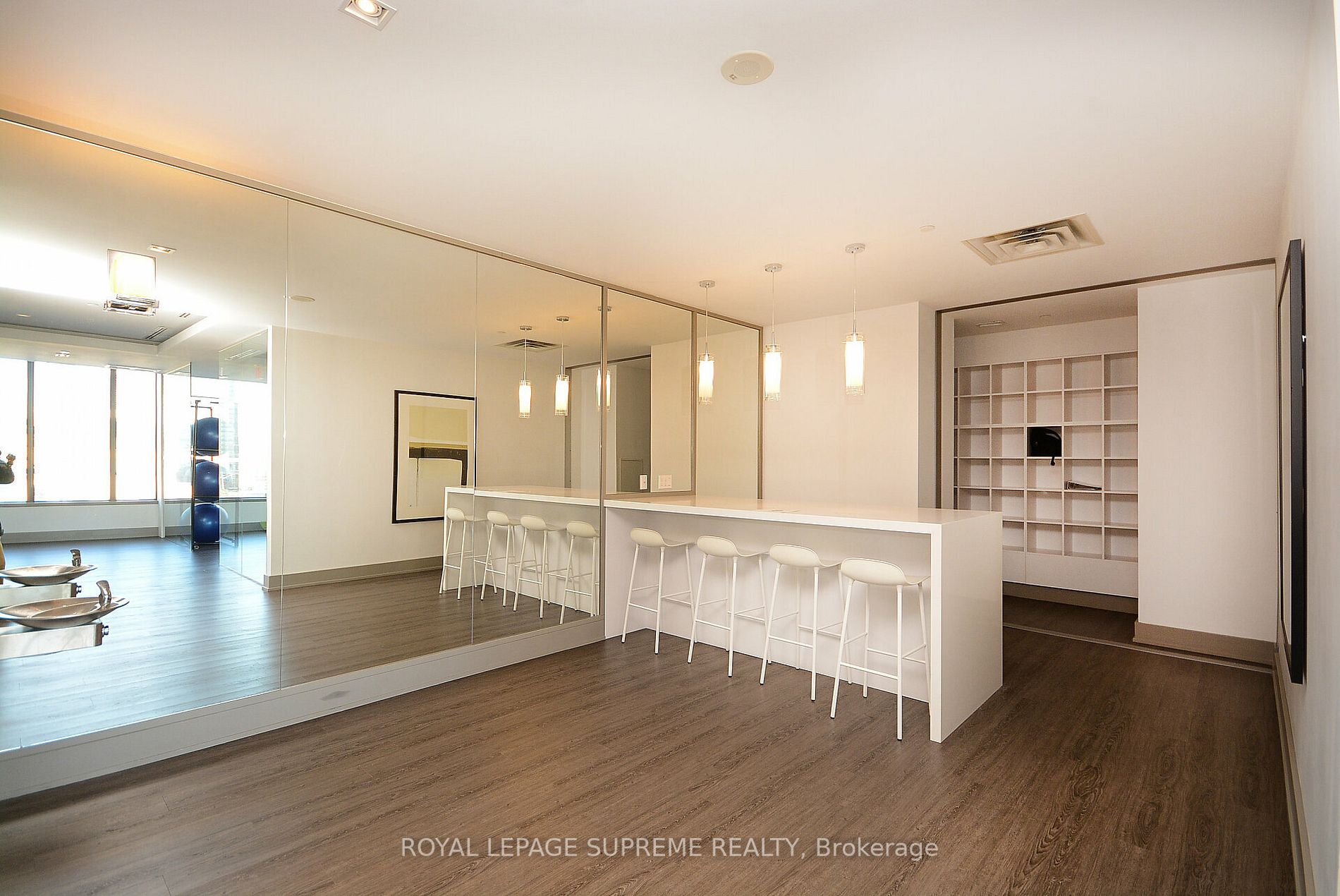 510 Curran Pl, #1803