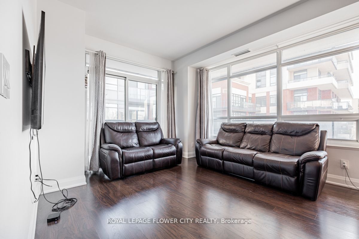 25 Fontenay Crt, #401