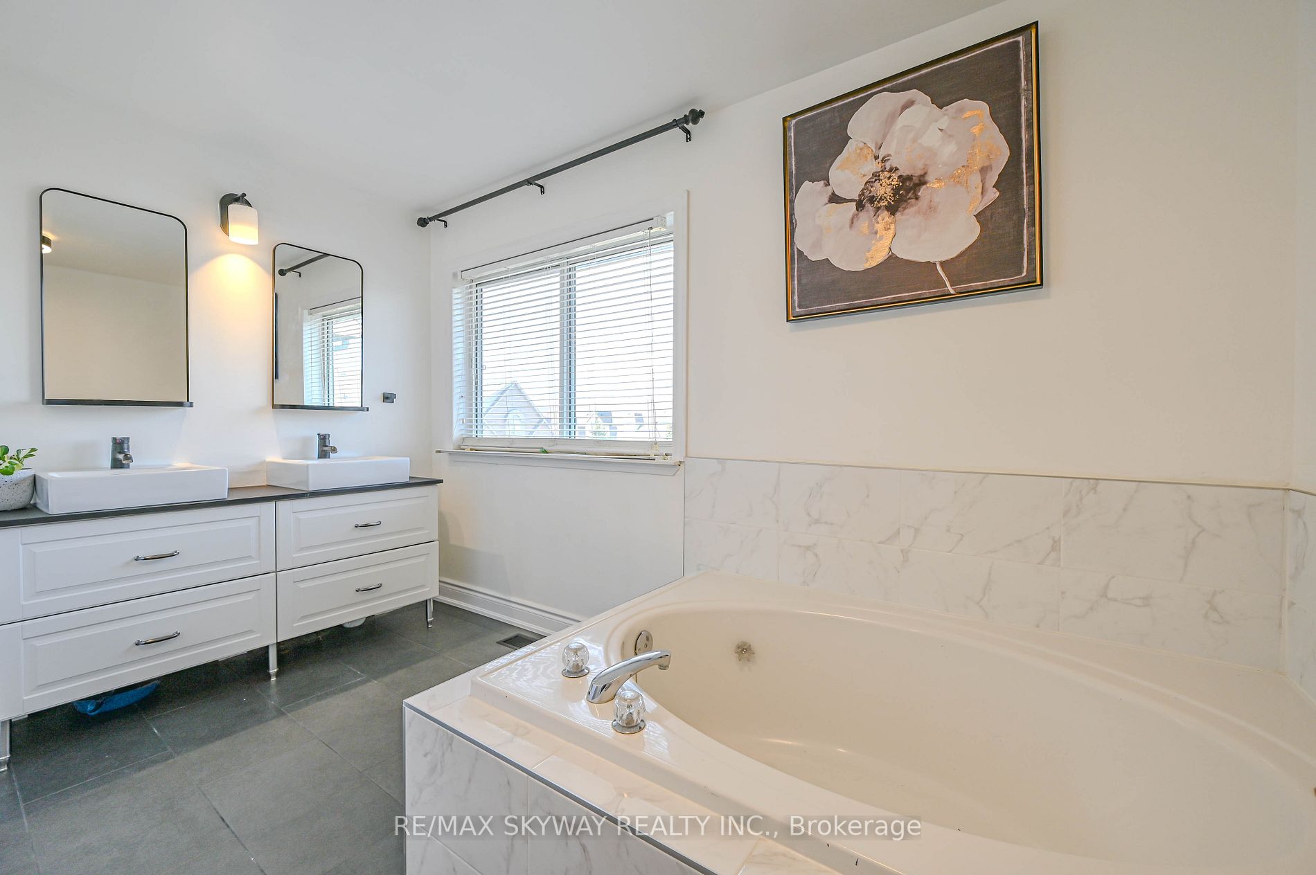 75 Strathaven Dr, #41