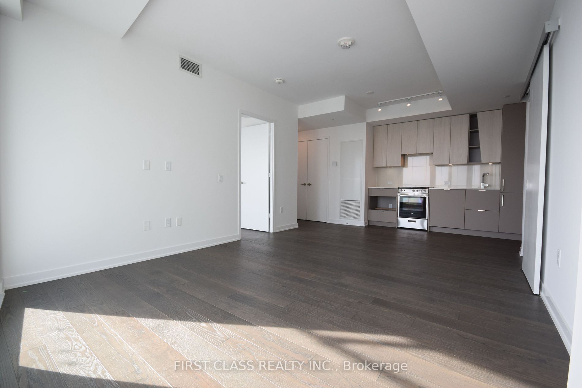 3883 Quartz Rd, #1006