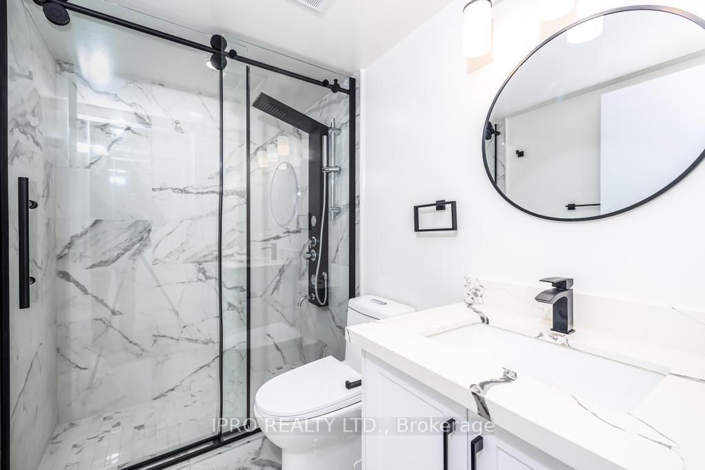 1515 Lakeshore Rd E, #1806