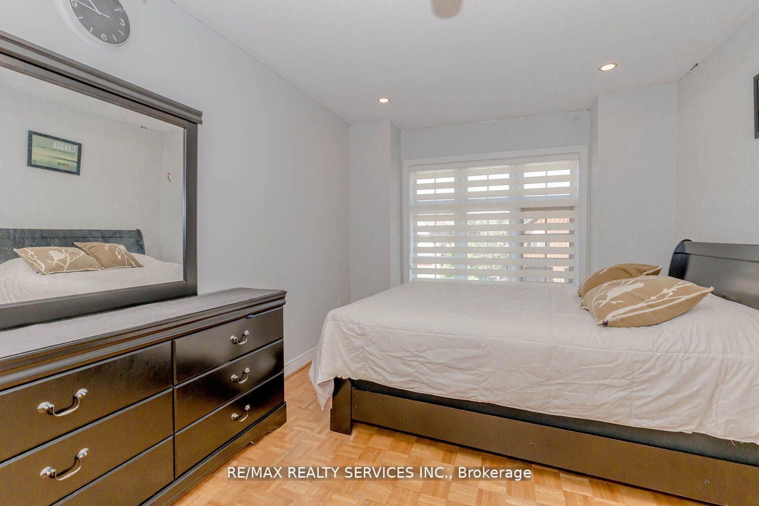 53 Pressed Brick Dr