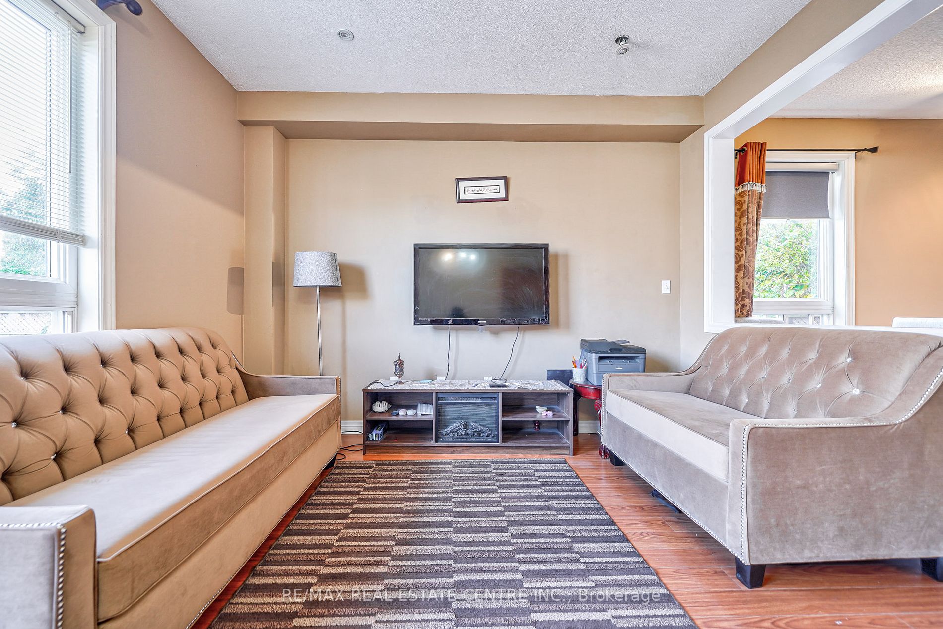 7325 Cork Tree Row