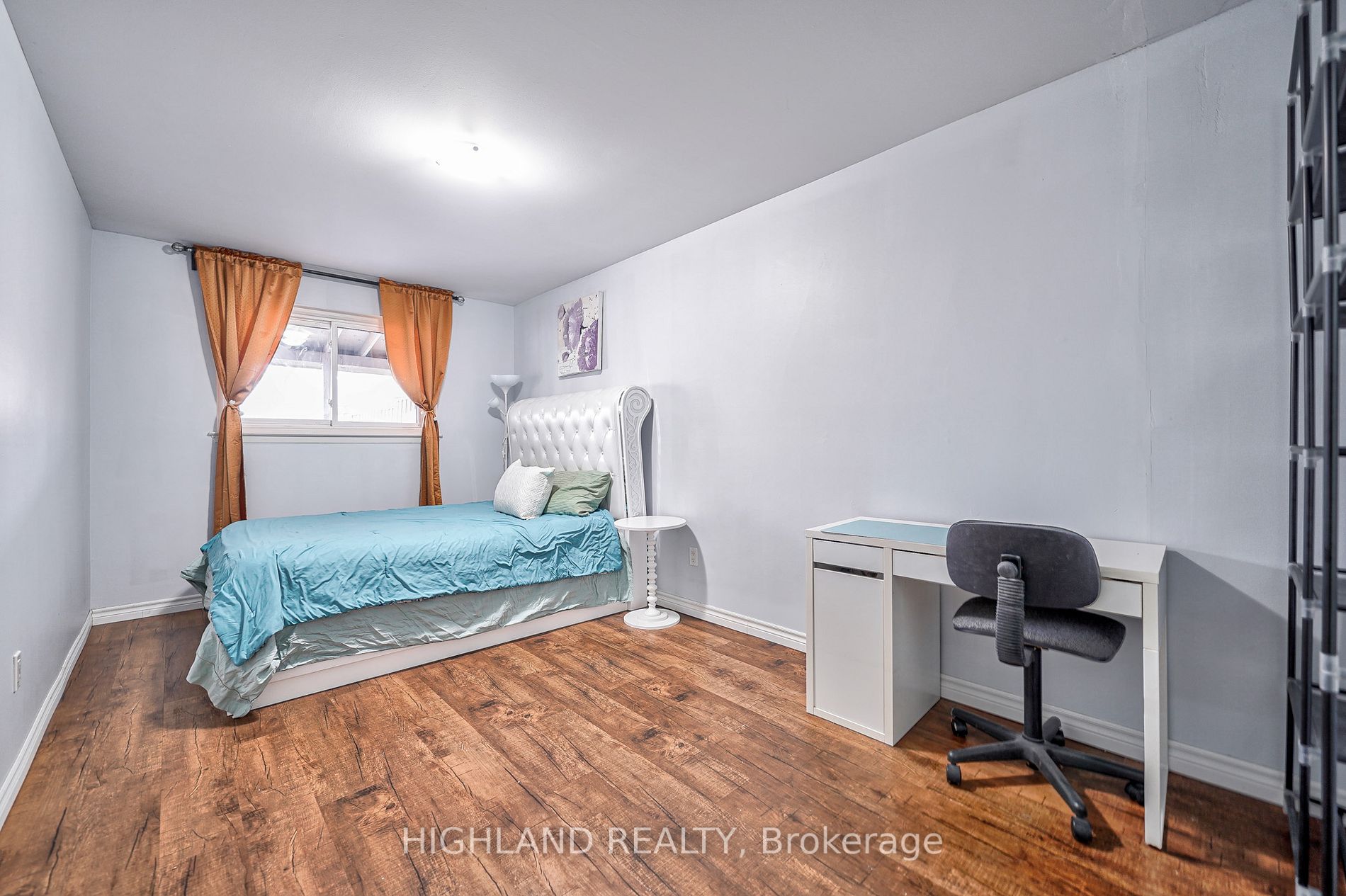 3343 Verhoeven Dr