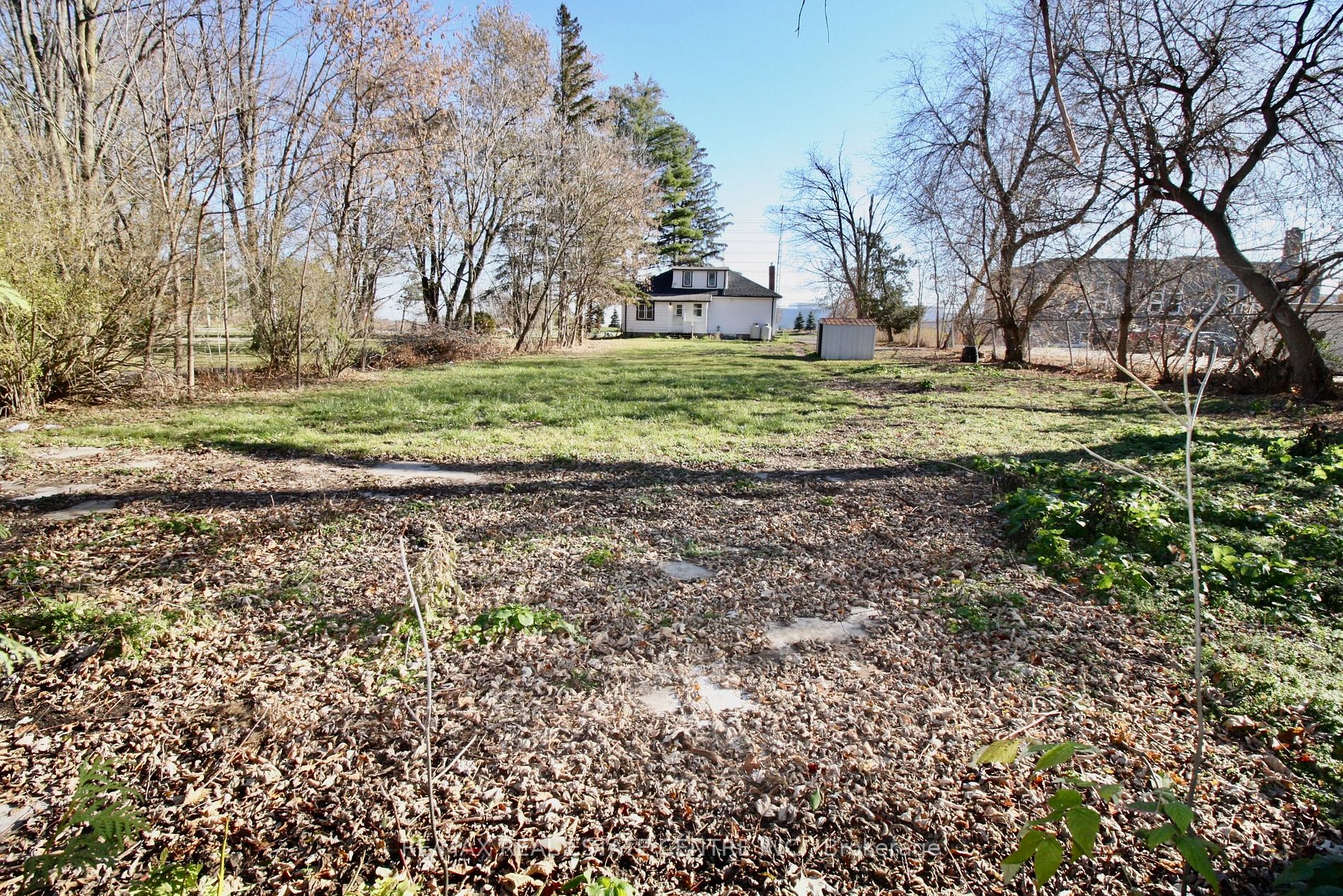 12039 Steeles Ave