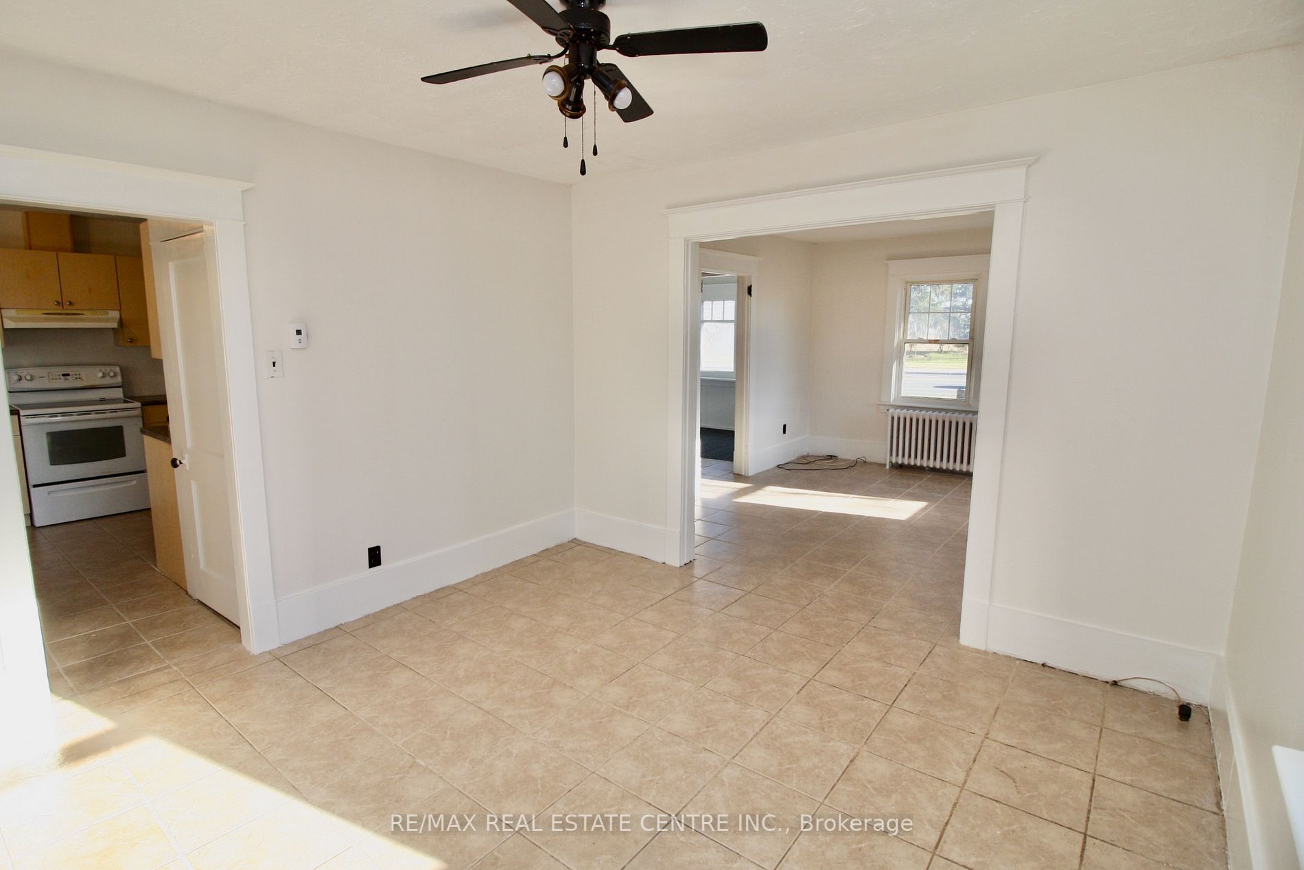 12039 Steeles Ave