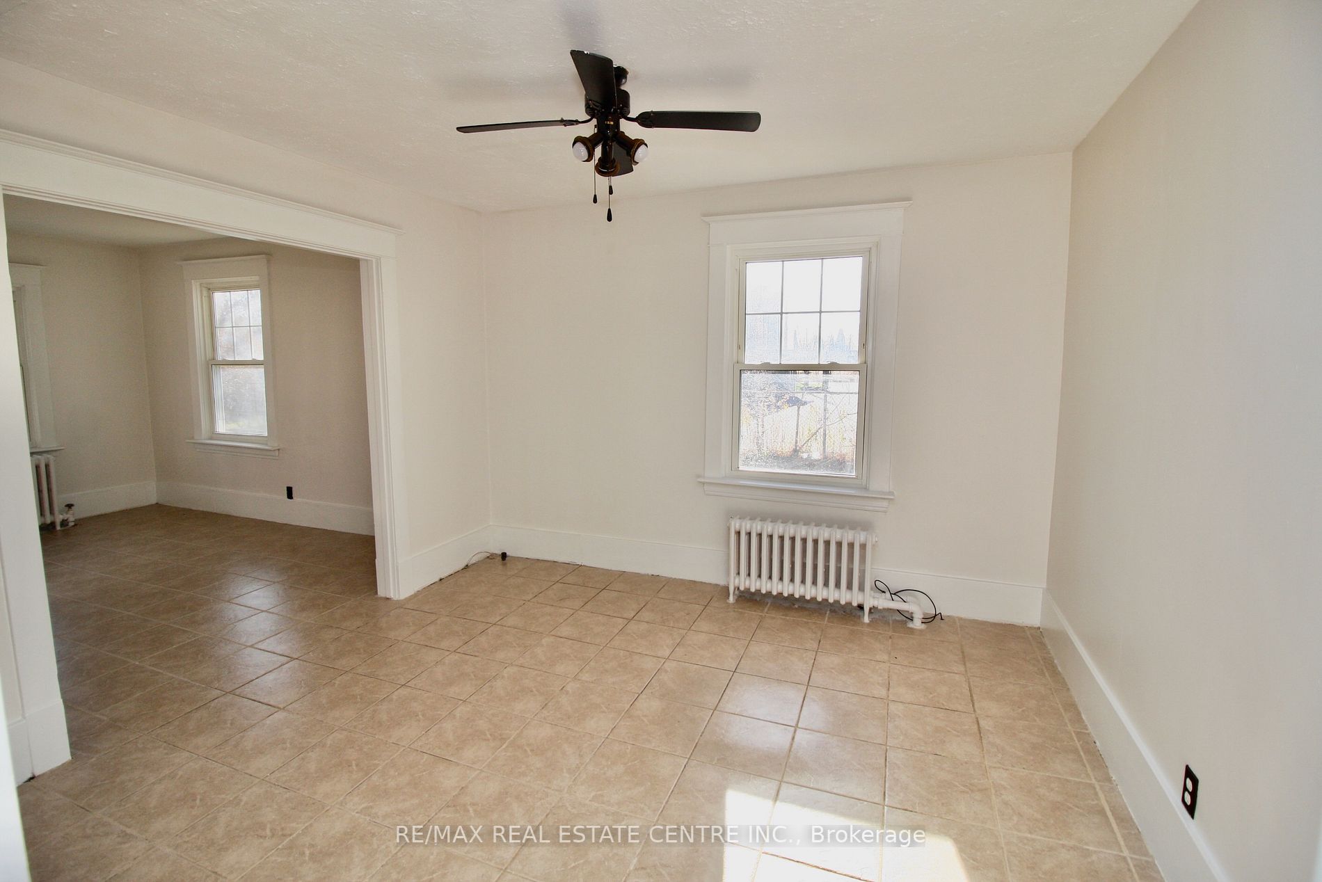 12039 Steeles Ave
