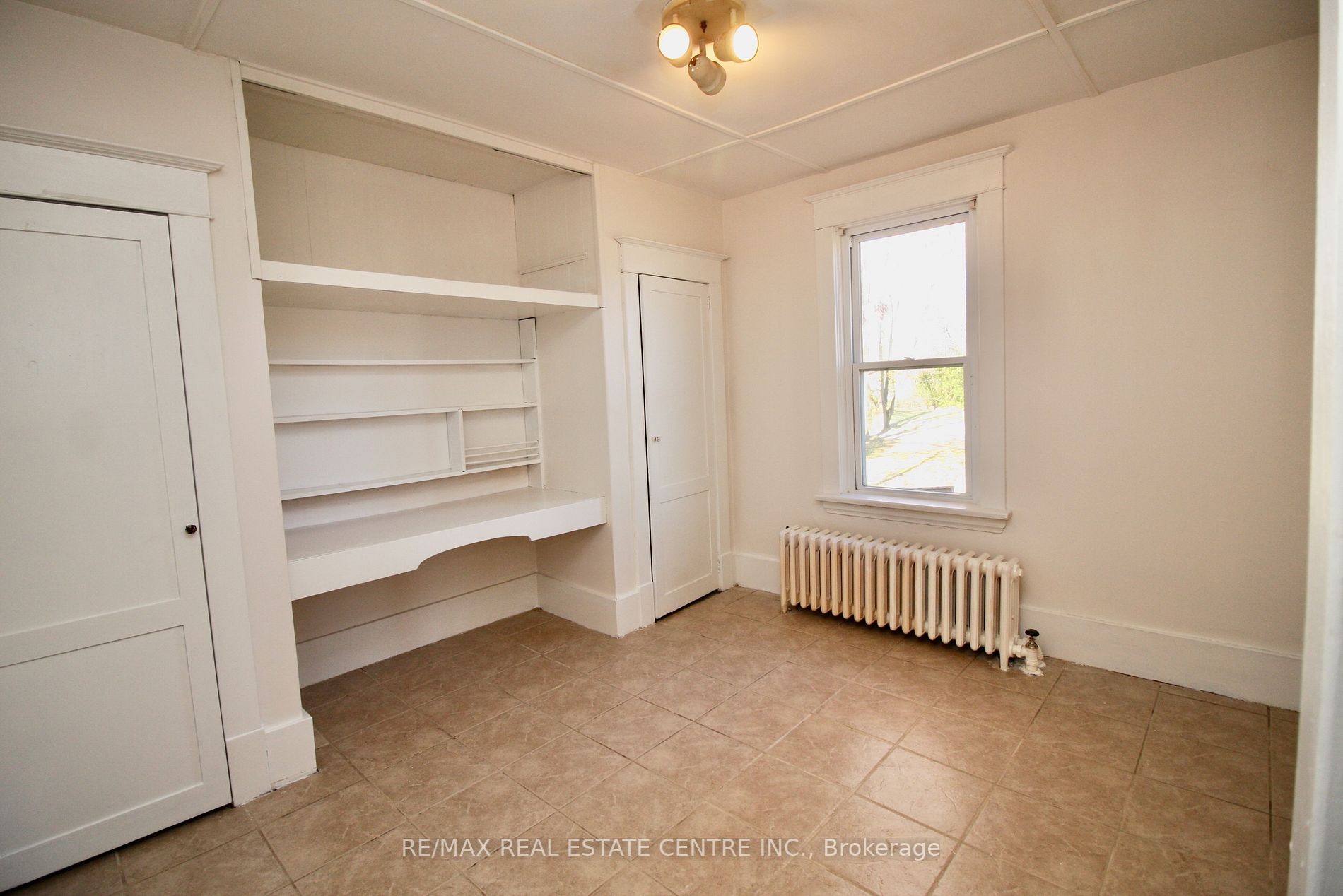 12039 Steeles Ave