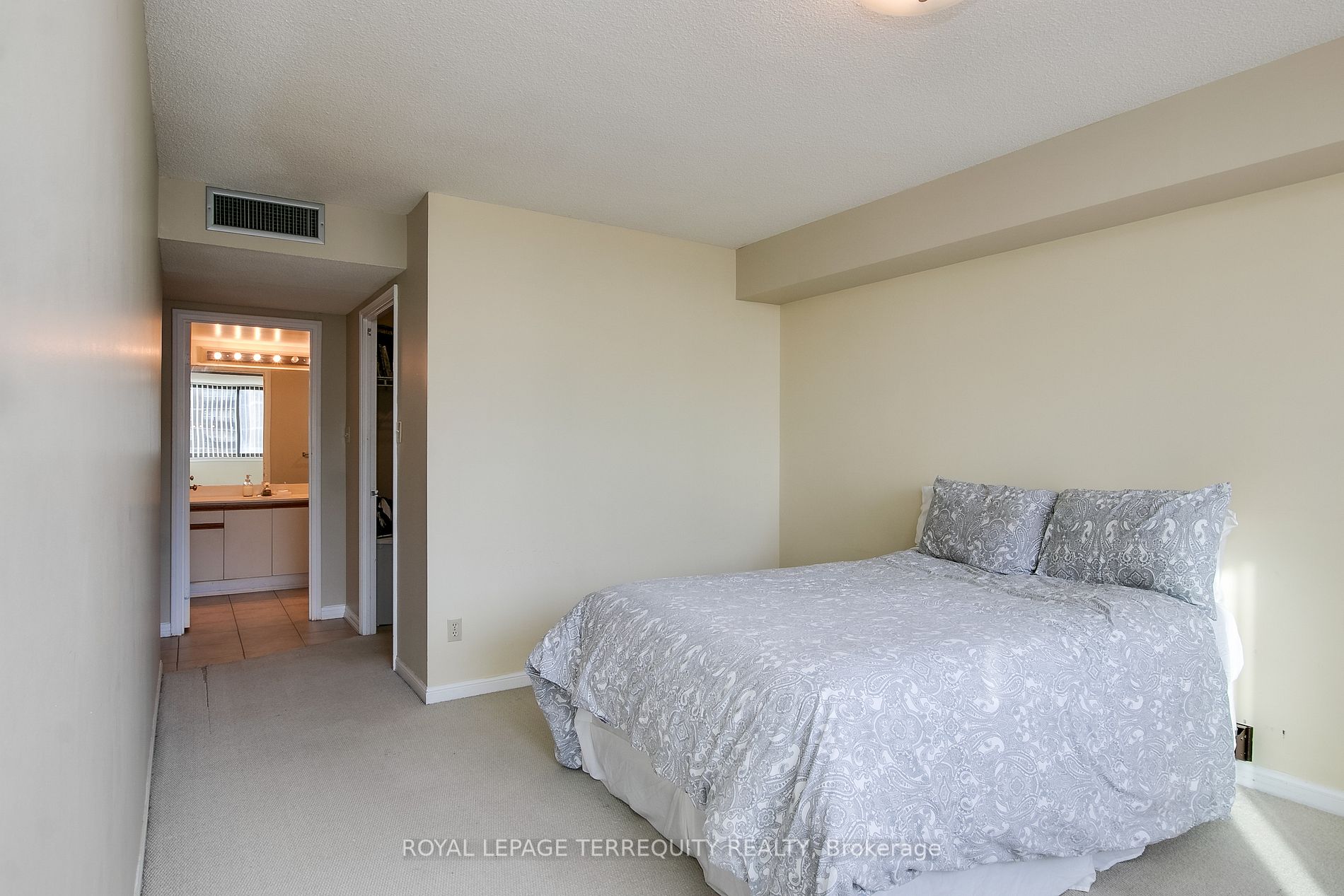 40 Richview Rd, #1505
