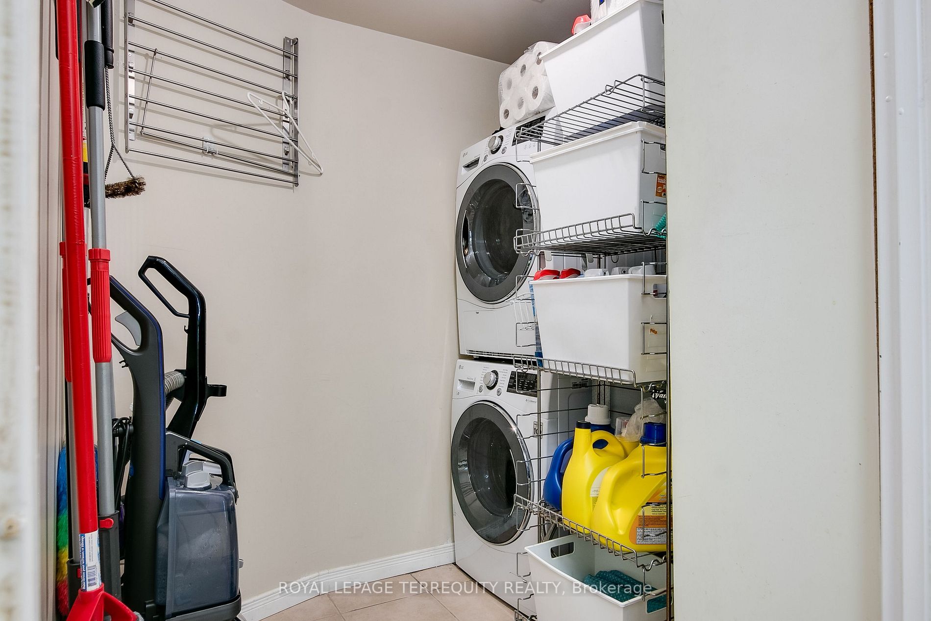 40 Richview Rd, #1505