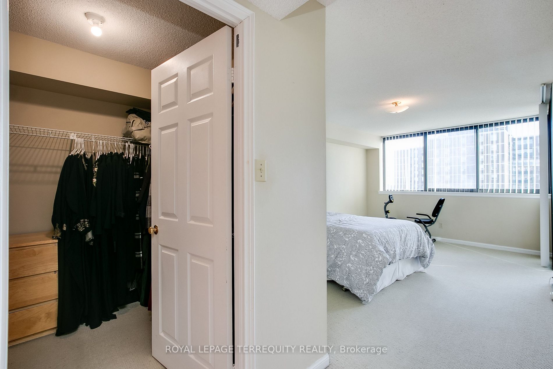 40 Richview Rd, #1505