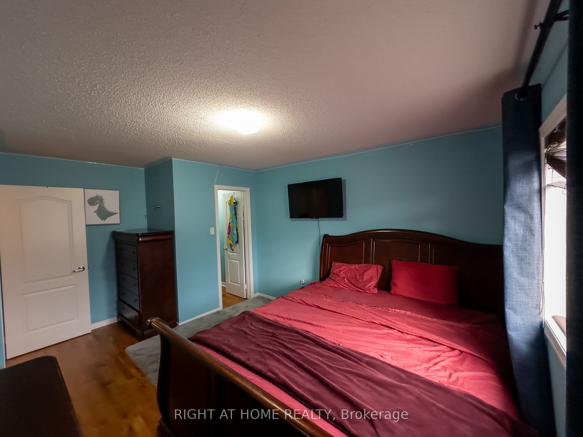 30 Pauline Cres, #6