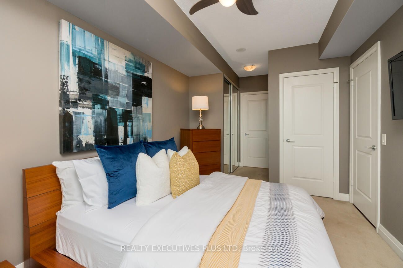 1055 Southdown Rd, #1207