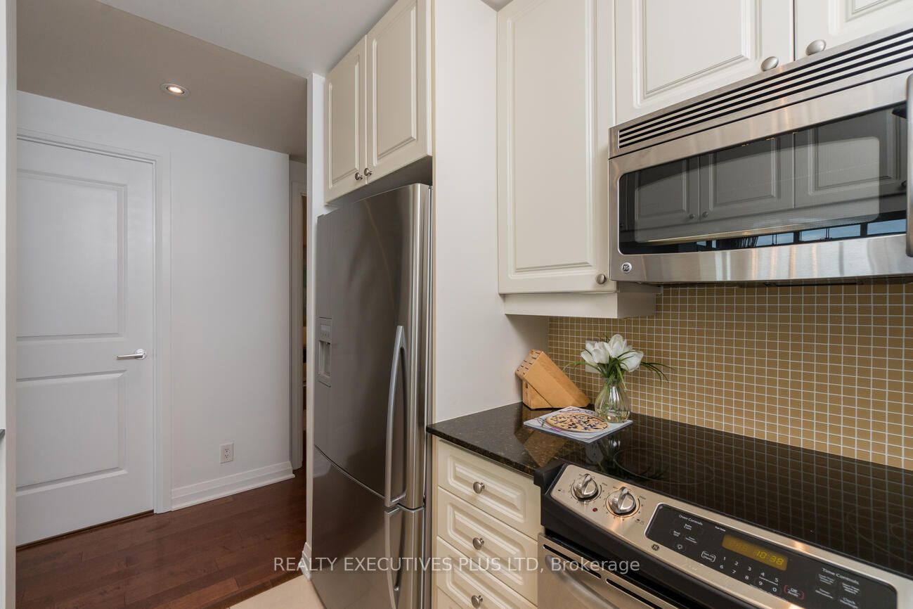 1055 Southdown Rd, #1207