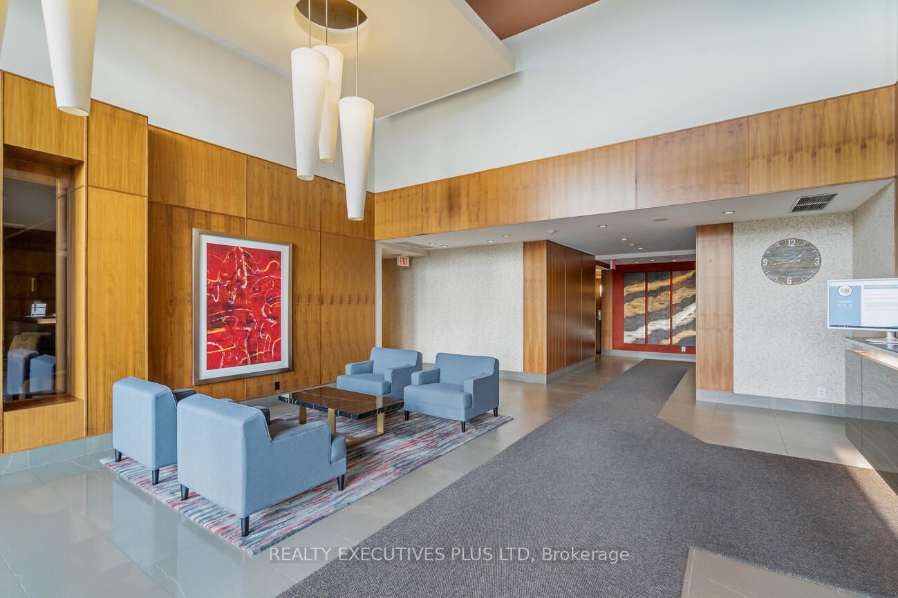1055 Southdown Rd, #1207