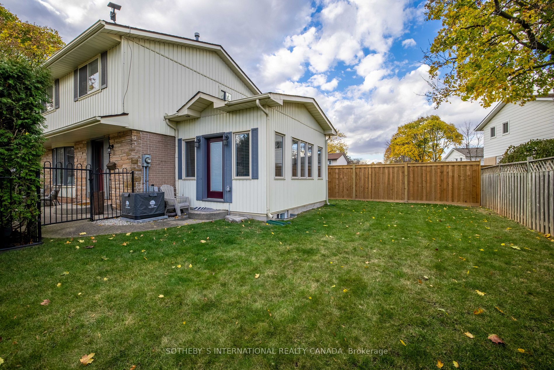 1215 Owen Crt