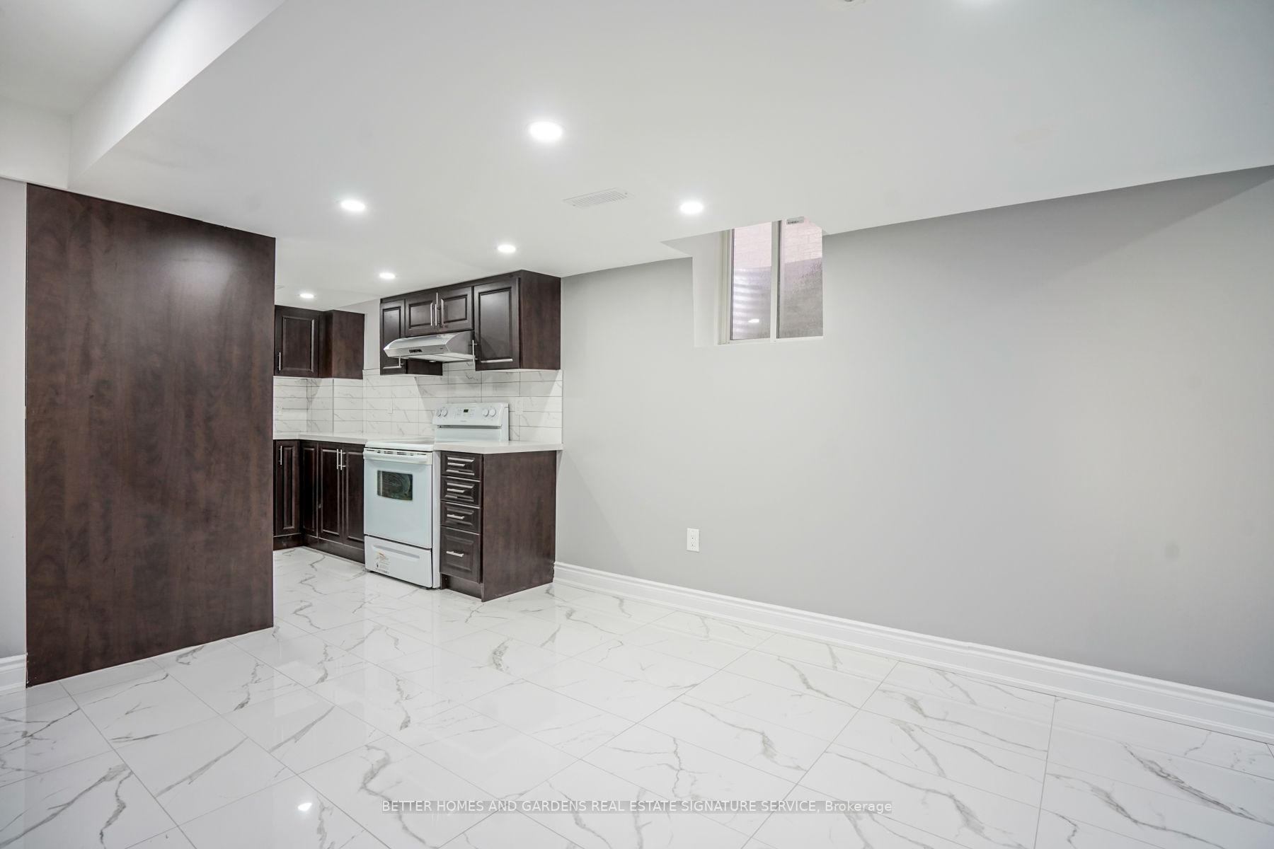 27 Braddock Dr