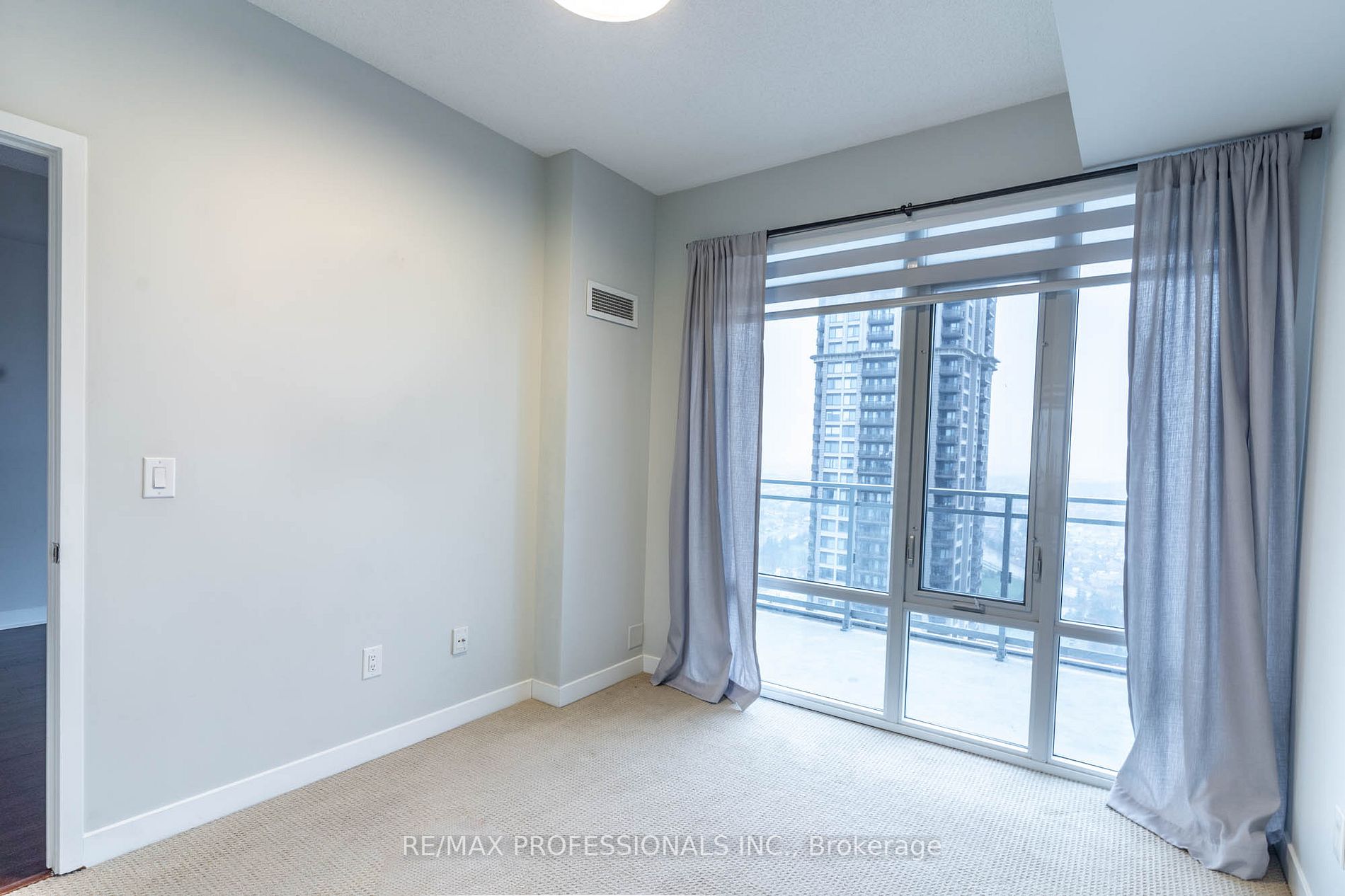 360 Square One Dr, #2607