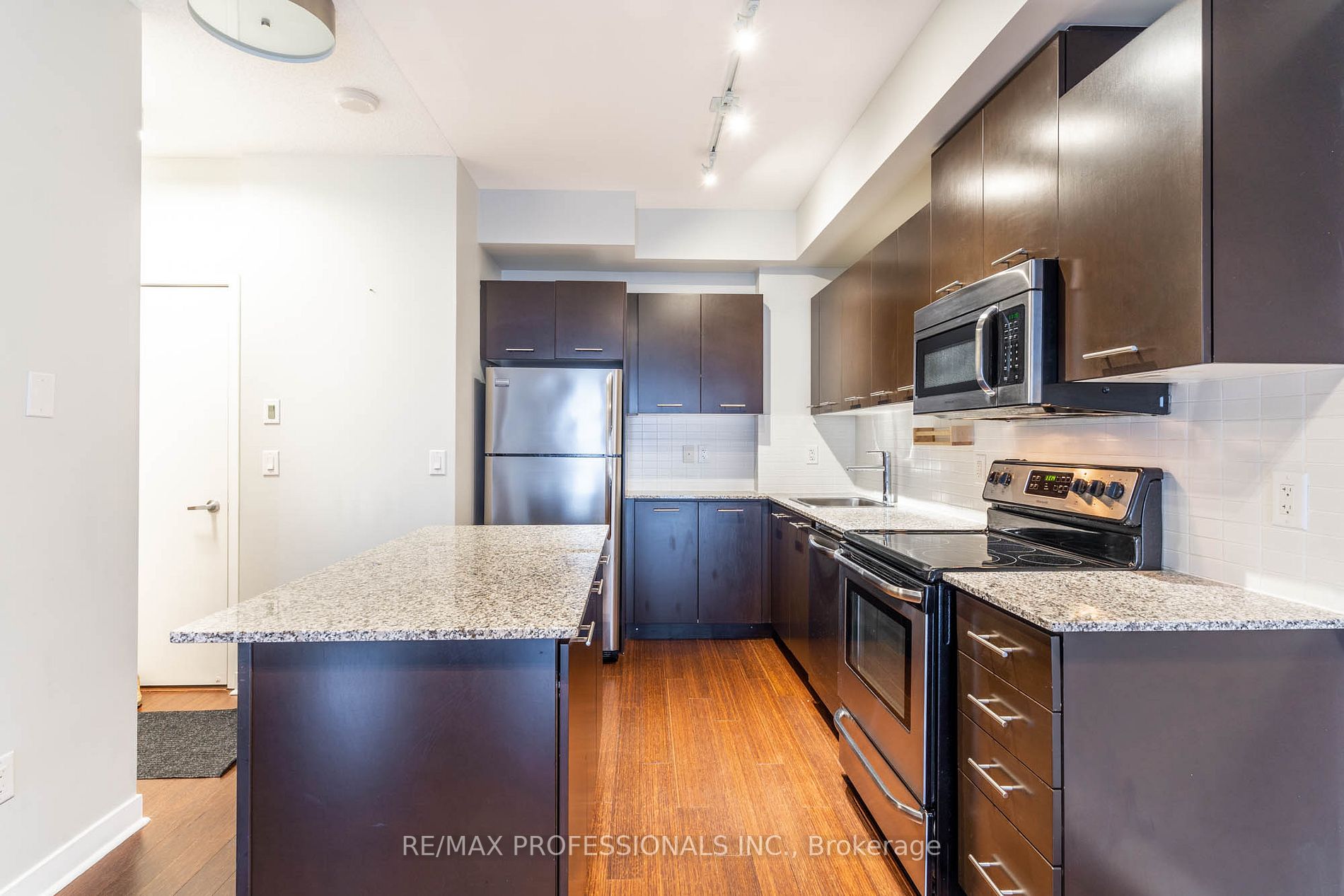 360 Square One Dr, #2607
