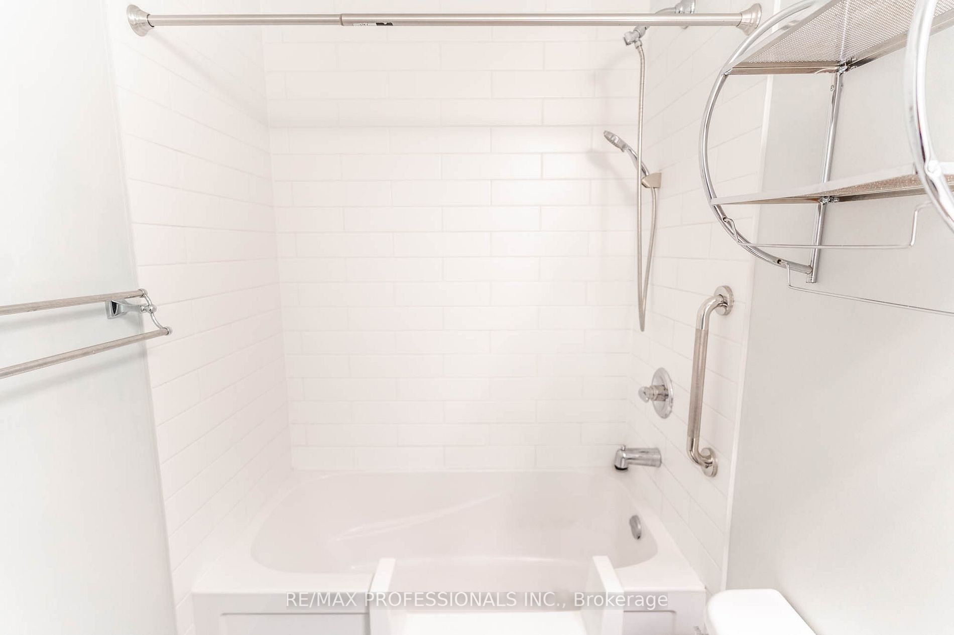 360 Square One Dr, #2607