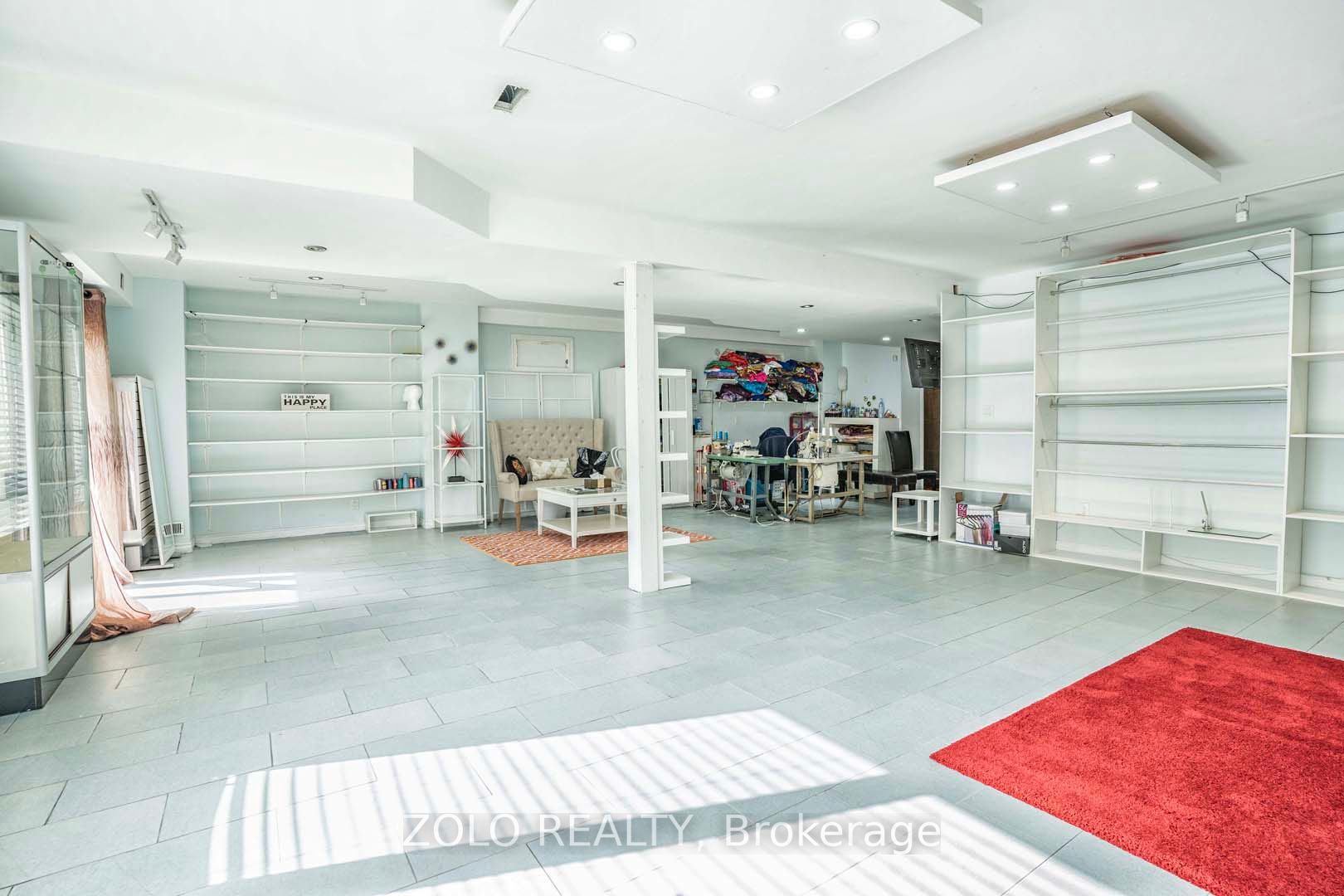 55 Monkton Circ