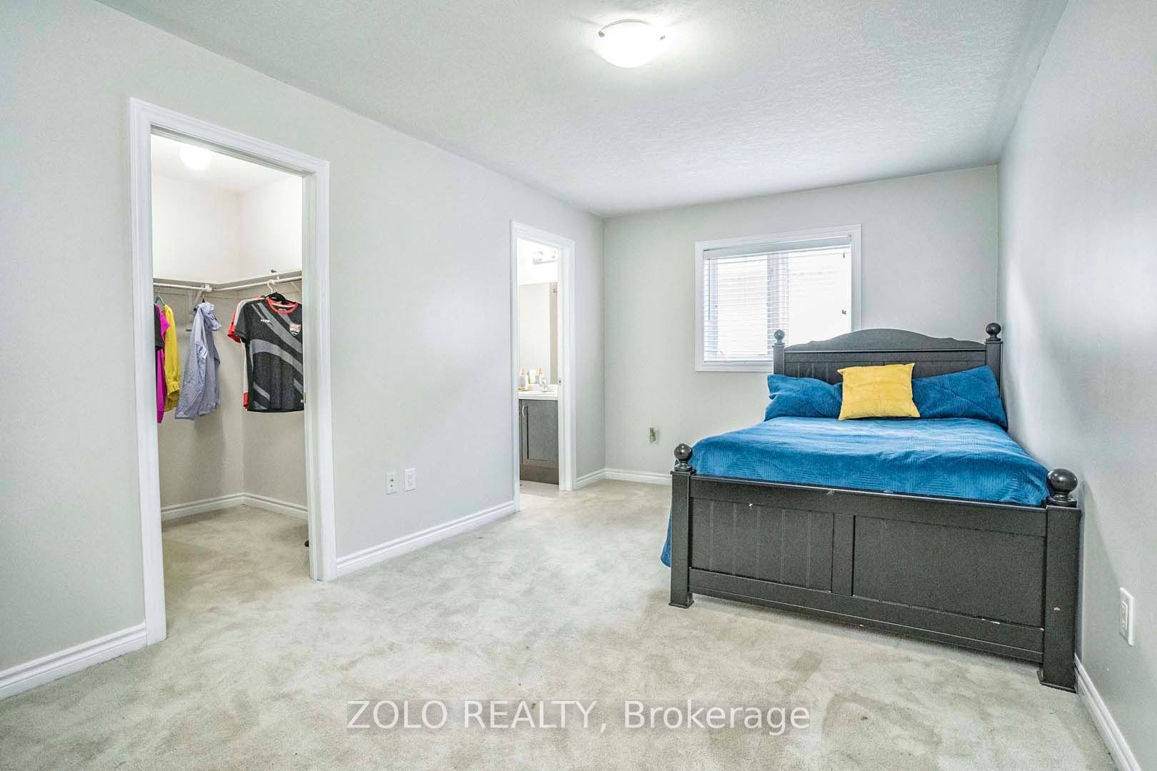 55 Monkton Circ
