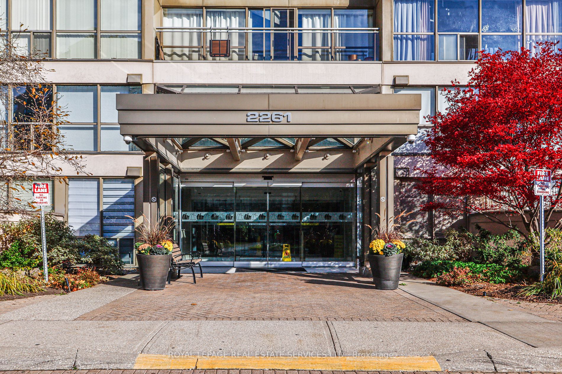 2261 Lake Shore Blvd W, #1107