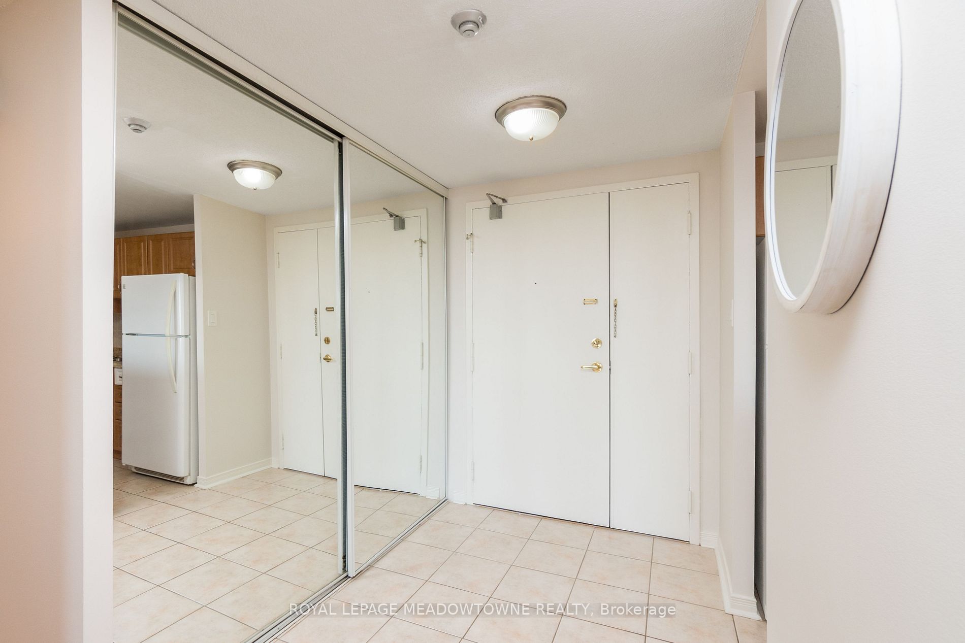 6720 Glen Erin Dr, #610