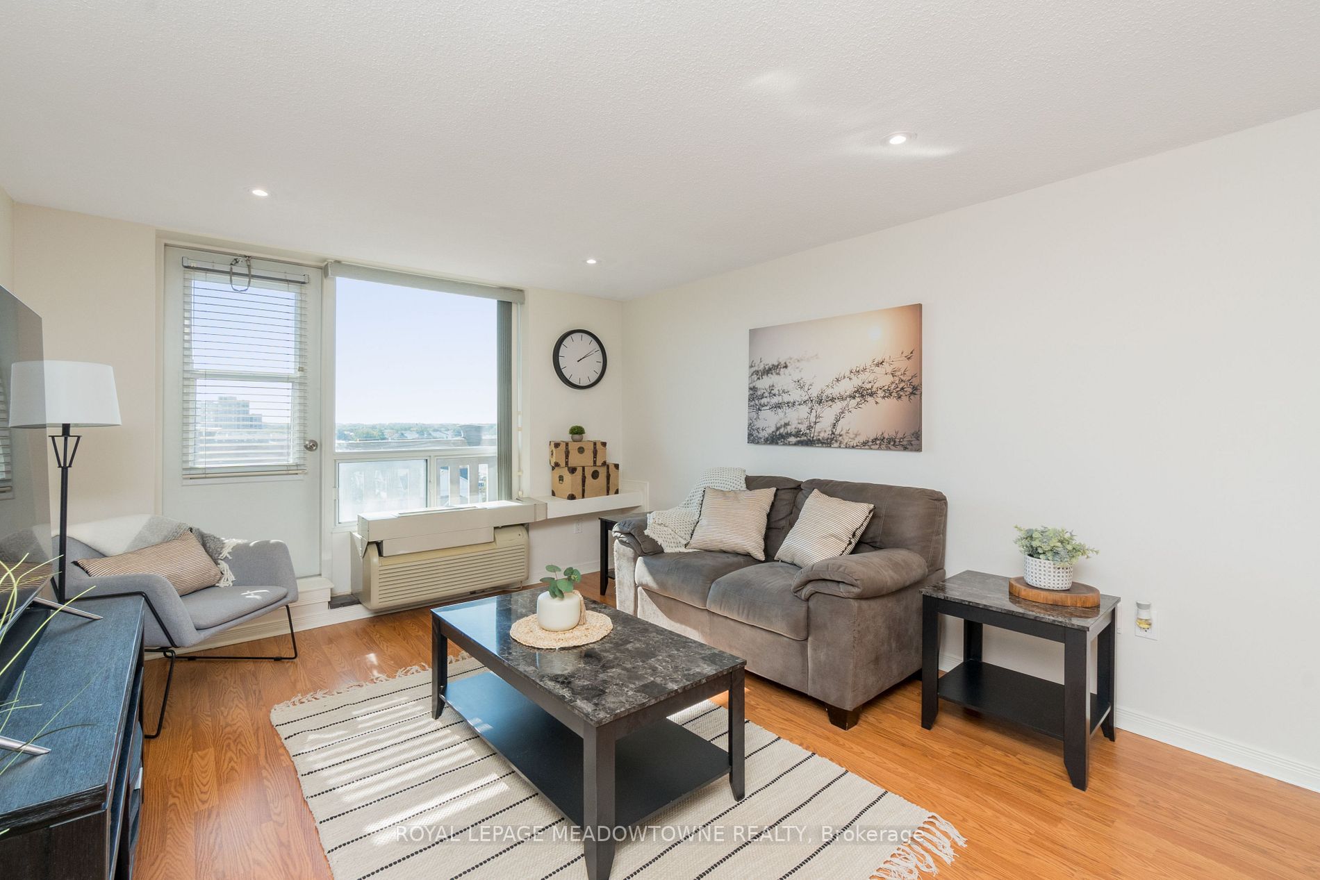 6720 Glen Erin Dr, #610