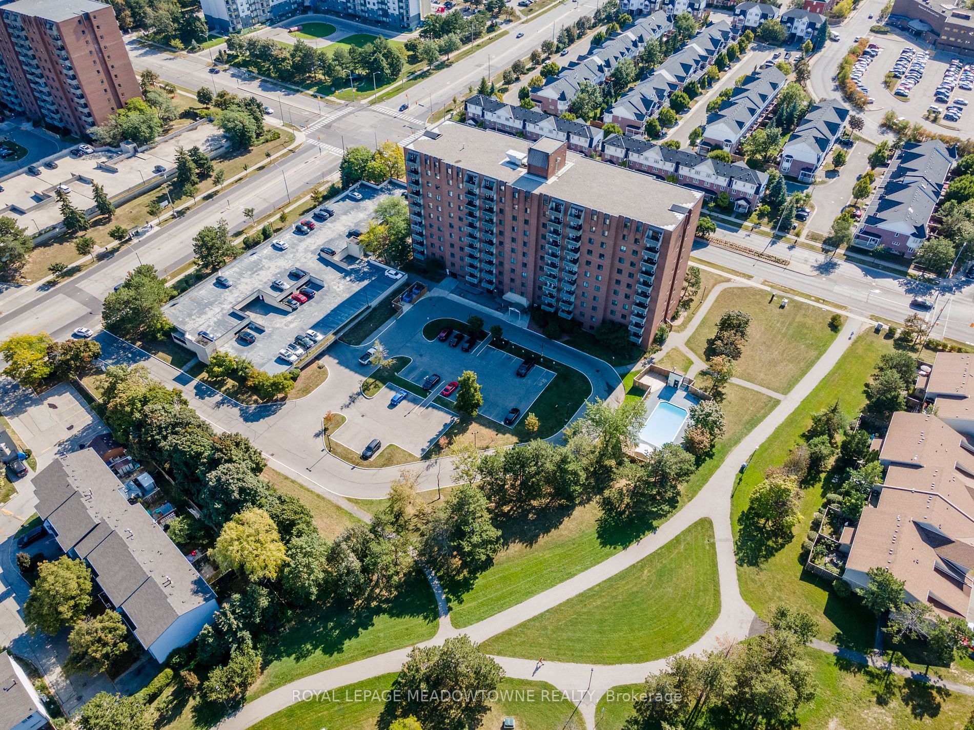 6720 Glen Erin Dr, #610